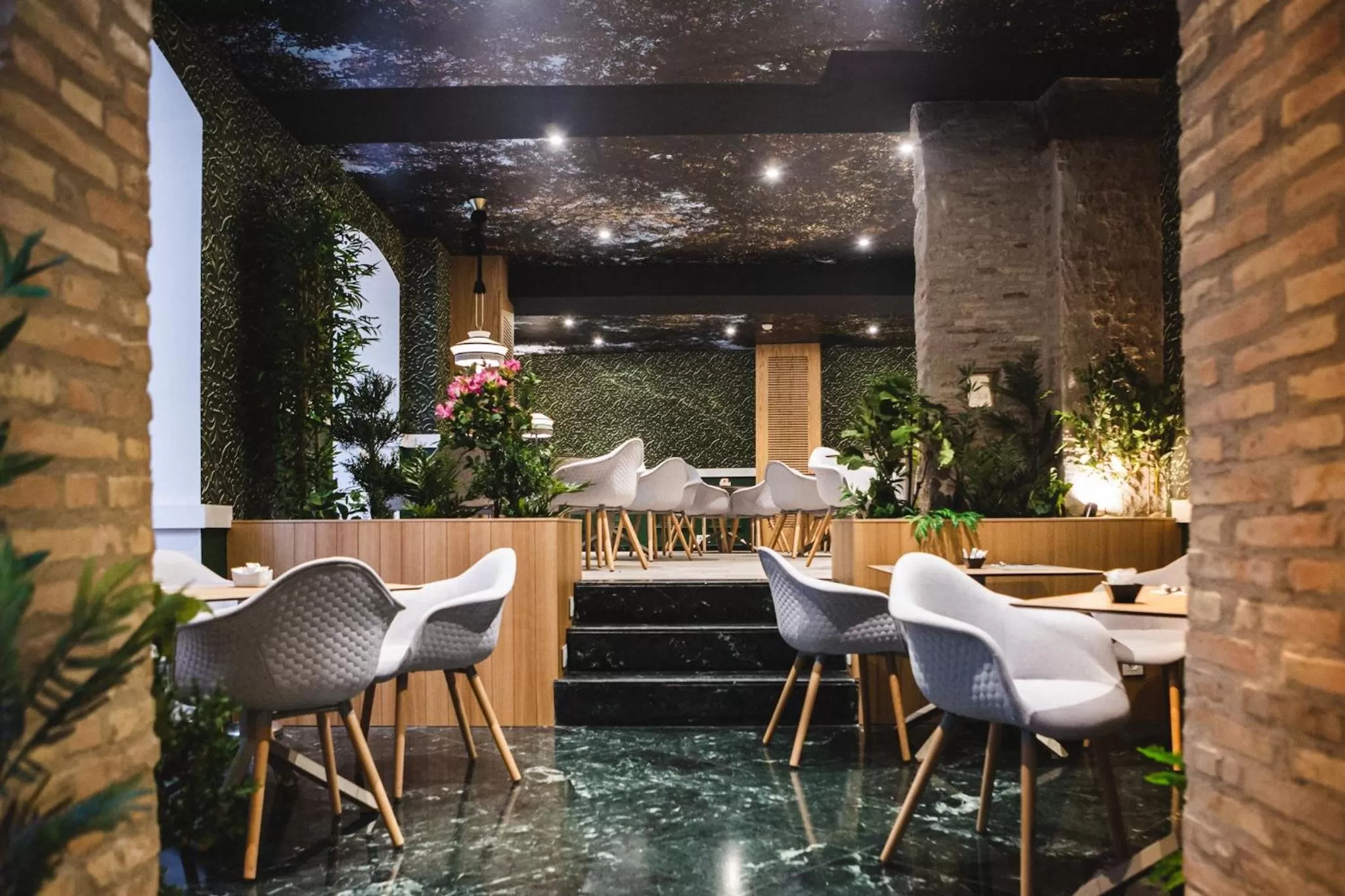 Restaurant/places to eat in SH Ingles Boutique Hotel