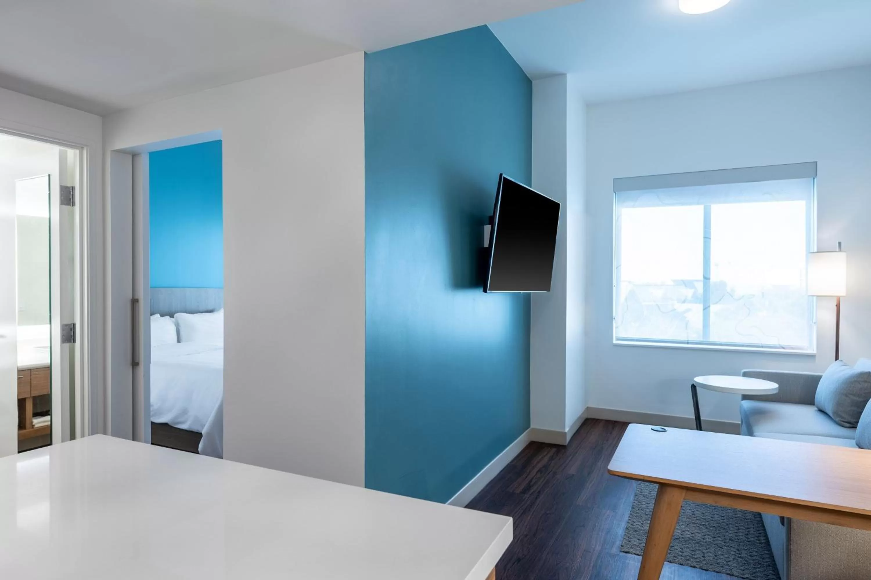 Living room, Bed in Element Dallas Richardson