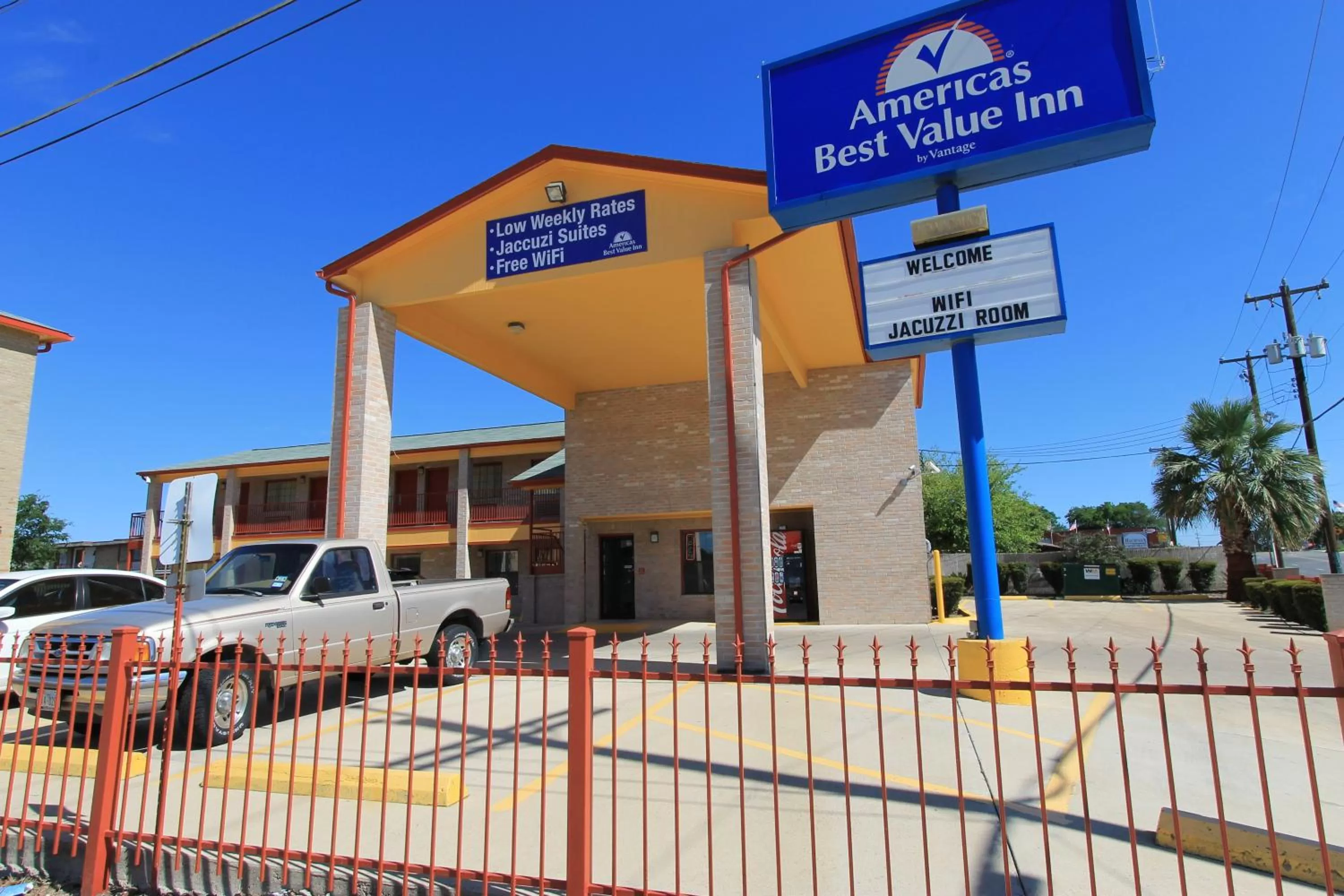 Facade/entrance in Americas Best Value Inn San Antonio/Lackland AFB