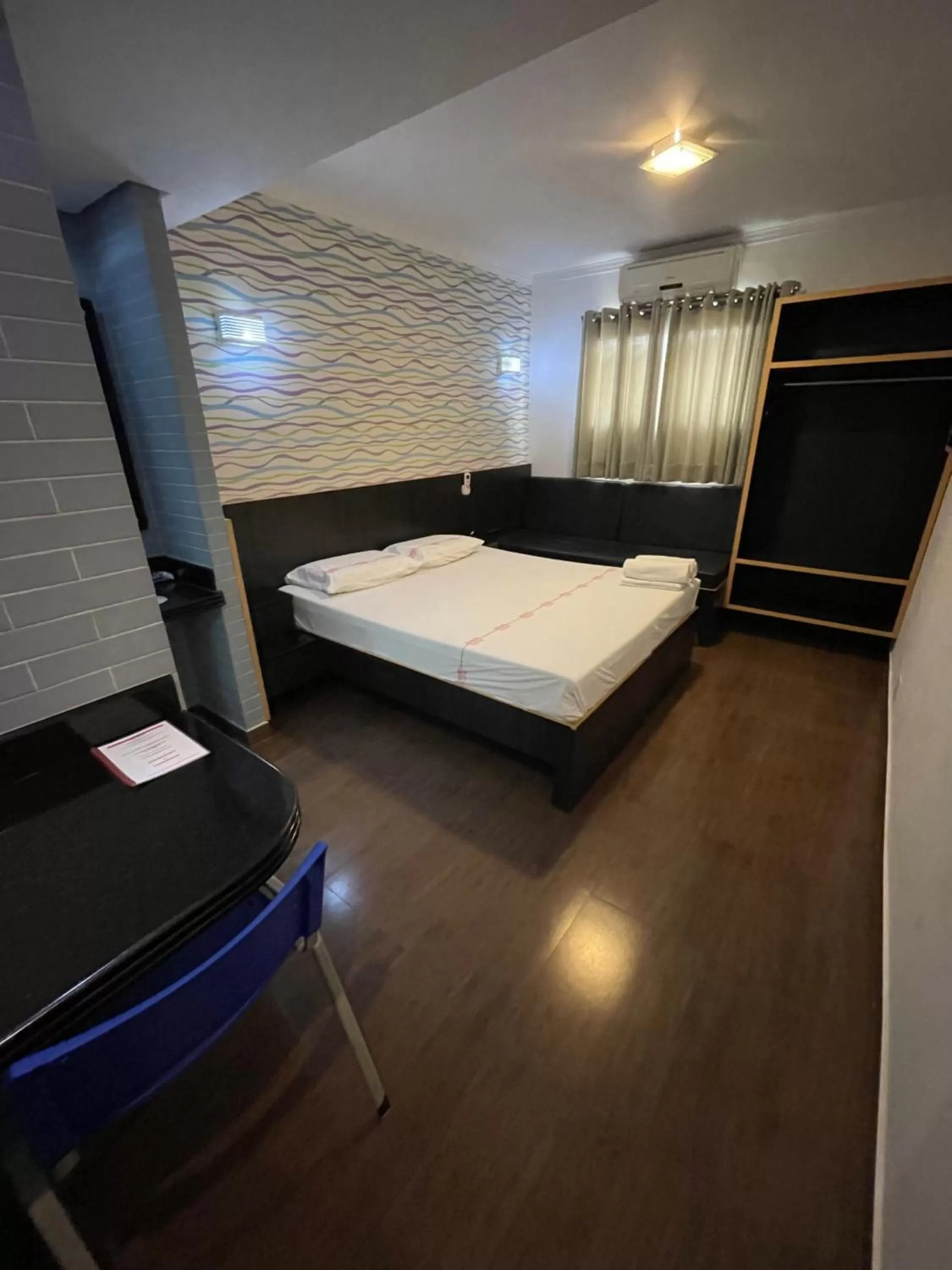 Bed in Calandre Hotel