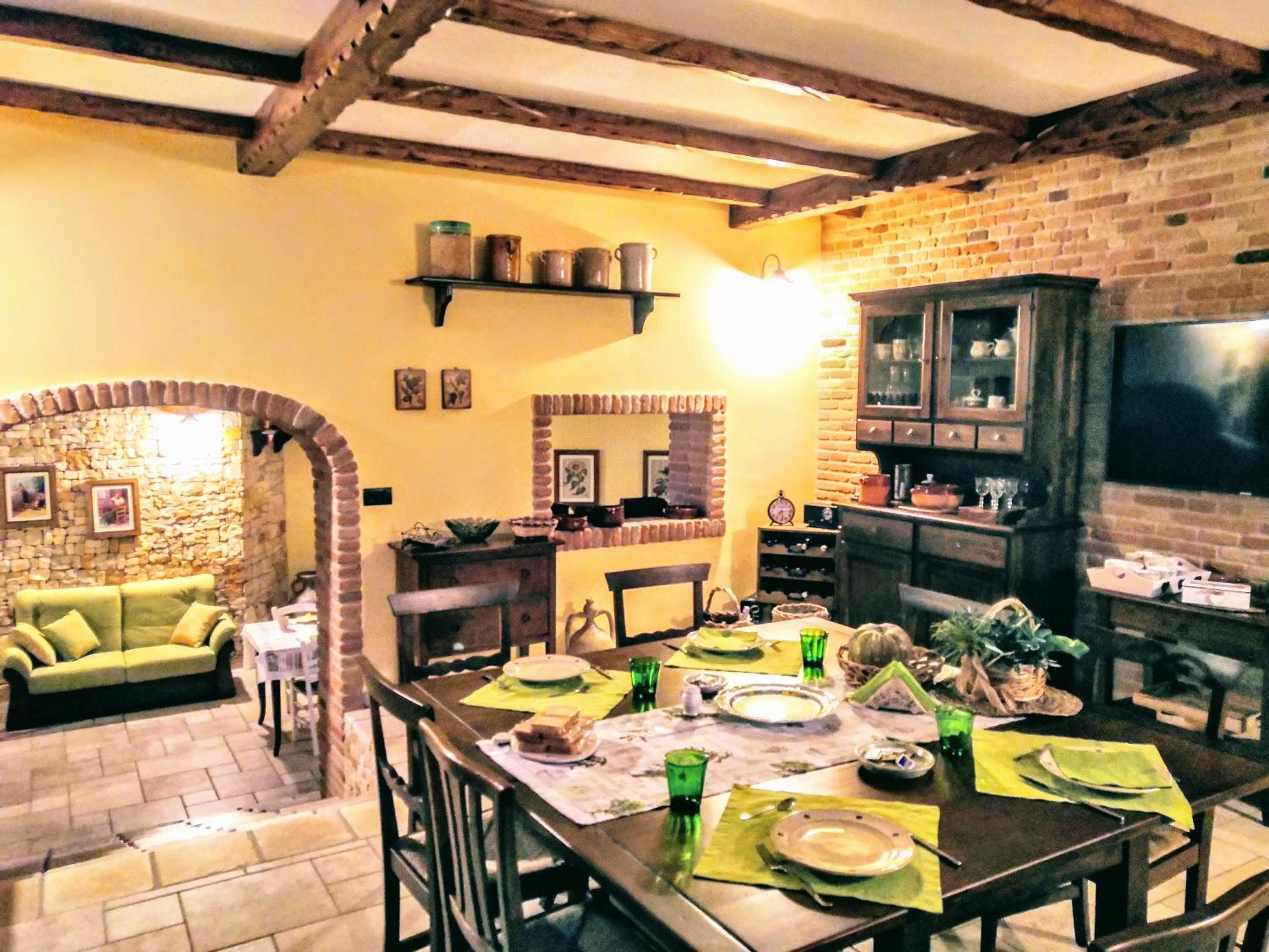 Breakfast in BORGO LUNA b&b