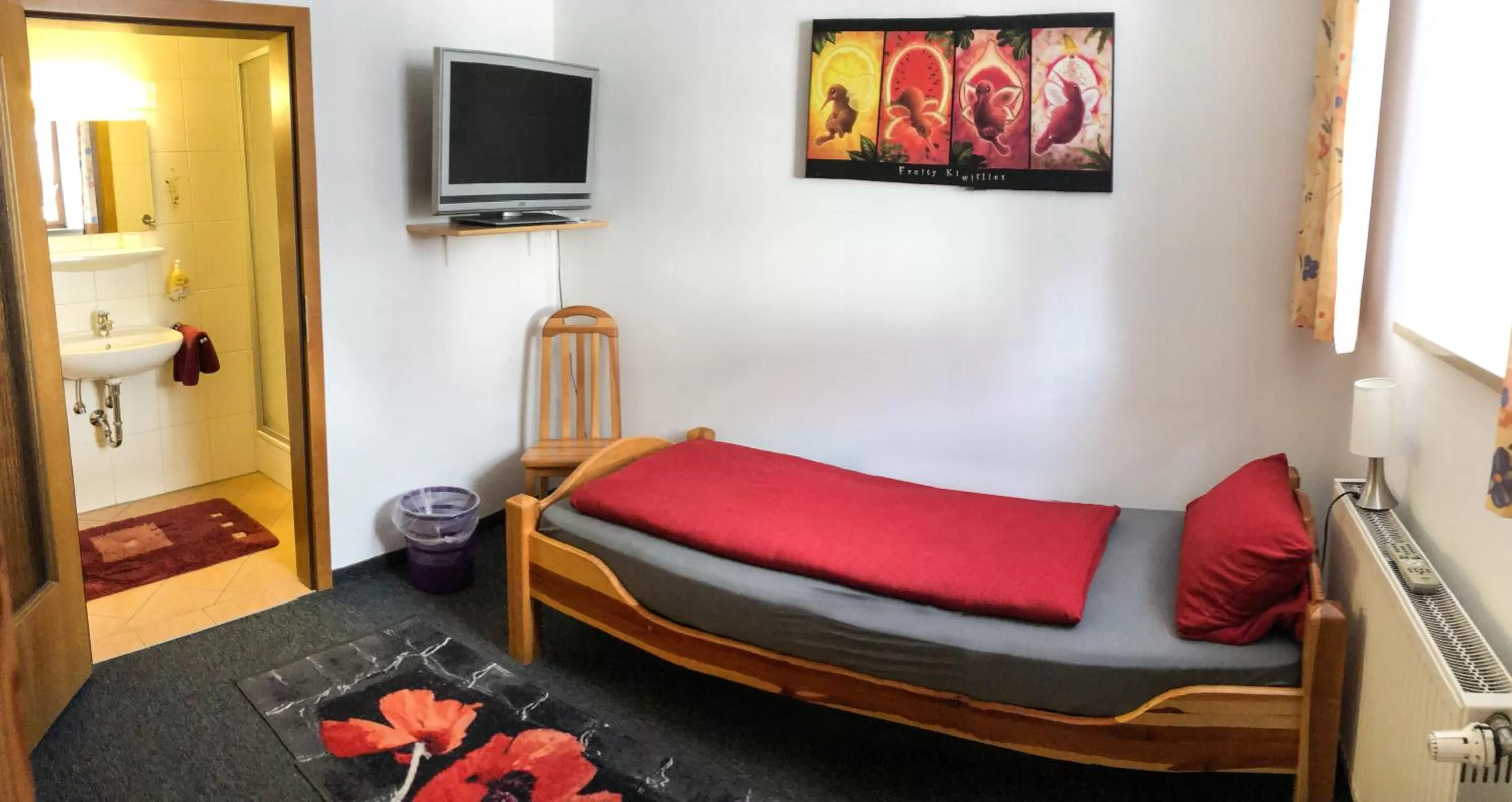 Photo of the whole room, Bed in Zur Auszeit