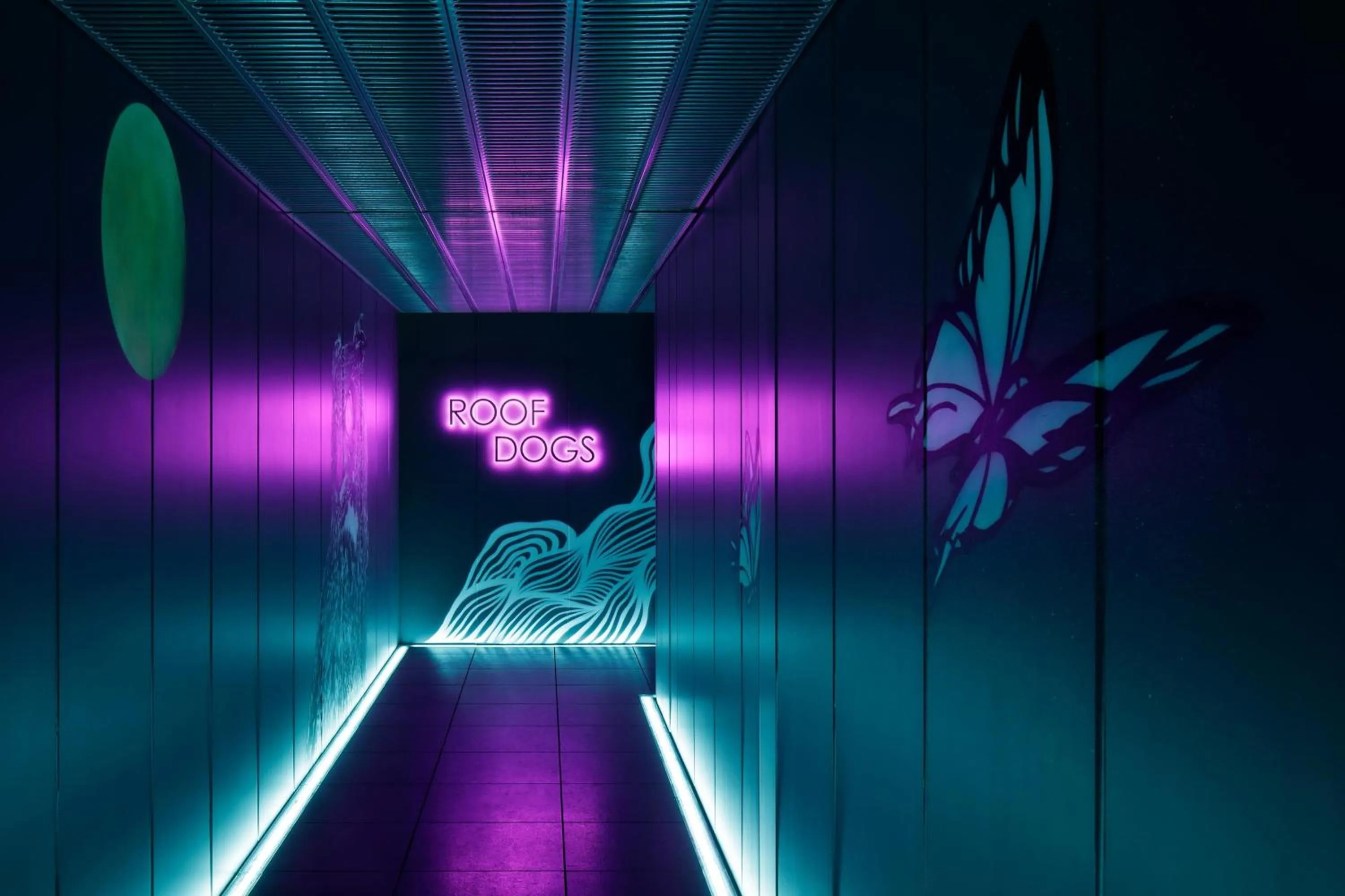 Lounge or bar in Aloft Tokyo Ginza