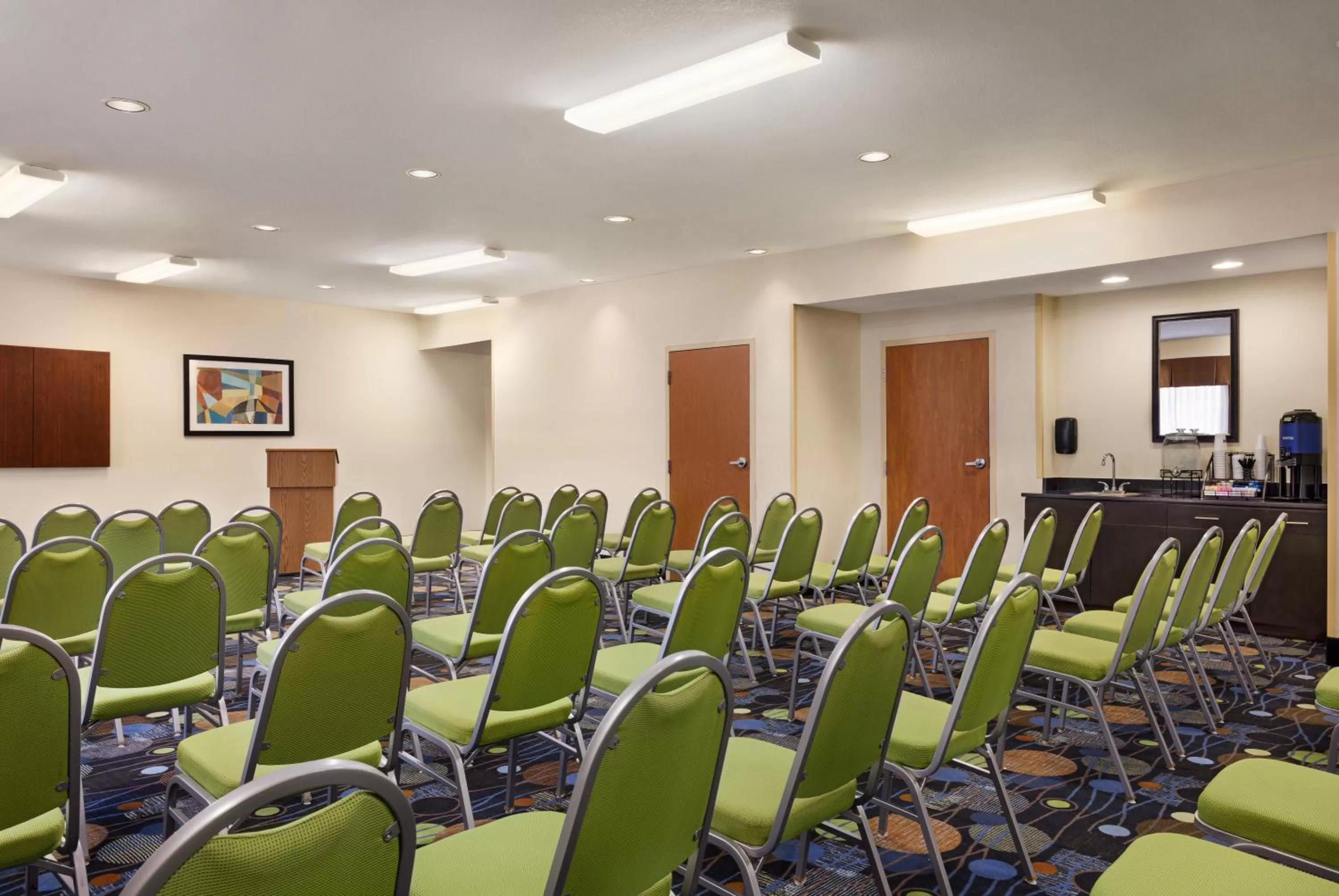 Meeting/conference room in Holiday Inn Express Hotel & Suites Edmond by IHG