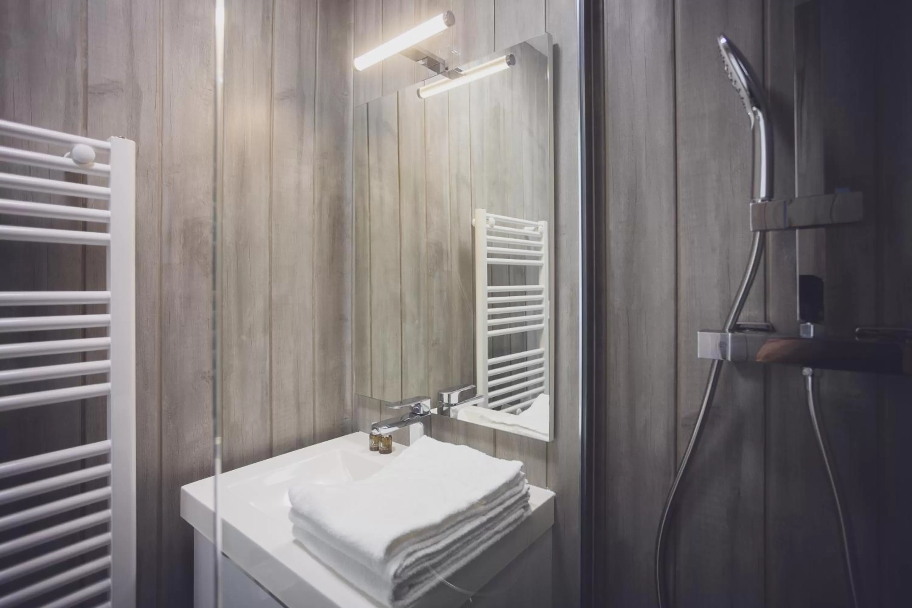 Bathroom in La Côte de Lumière