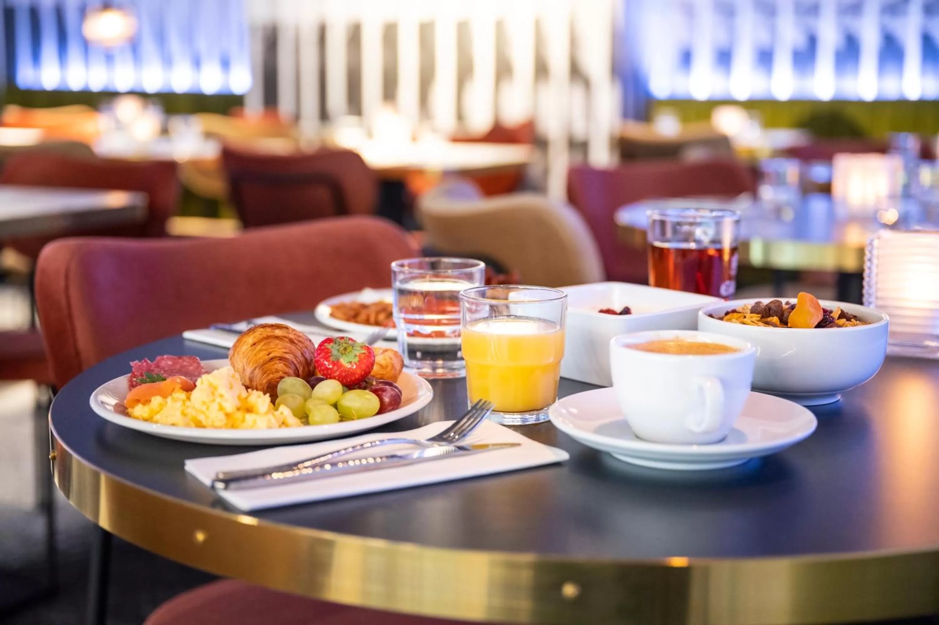 Breakfast in Tribe Amsterdam City