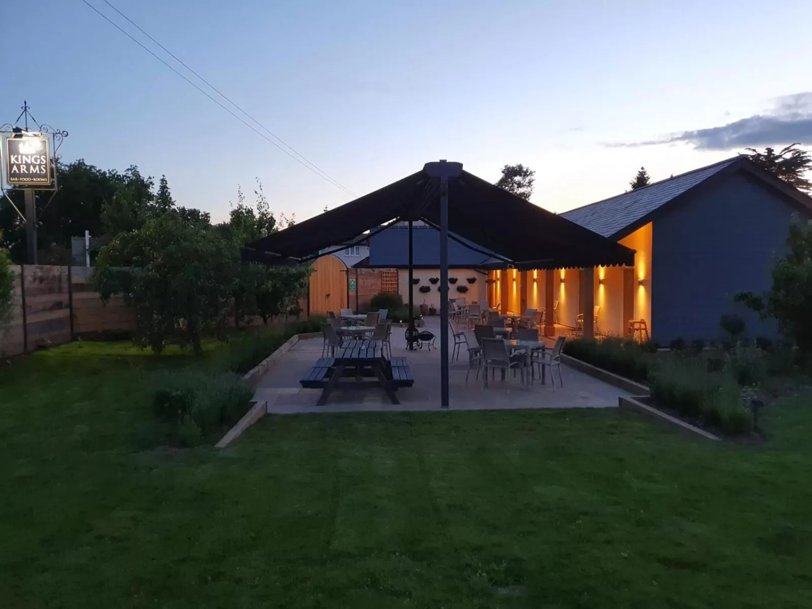 Garden in The Kings Arms, Colchester A120