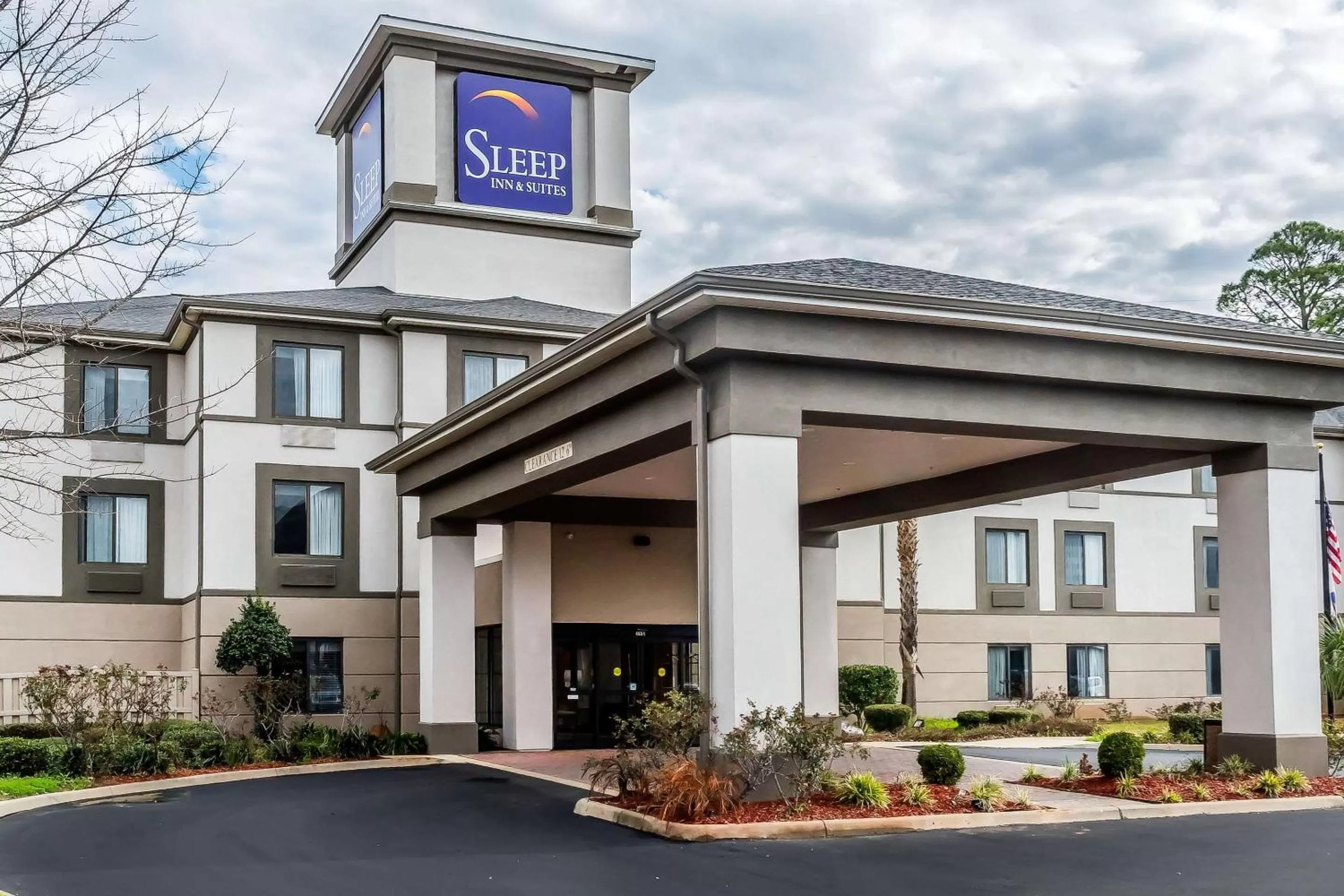 Property building in Sleep Inn & Suites Dothan North