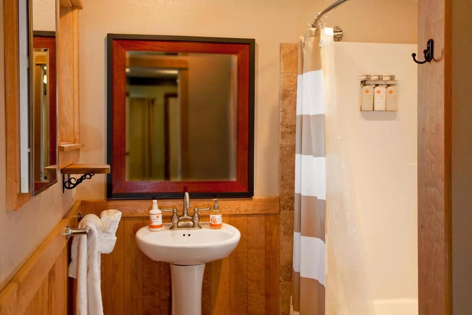 Bathroom in Agate Beach Motel