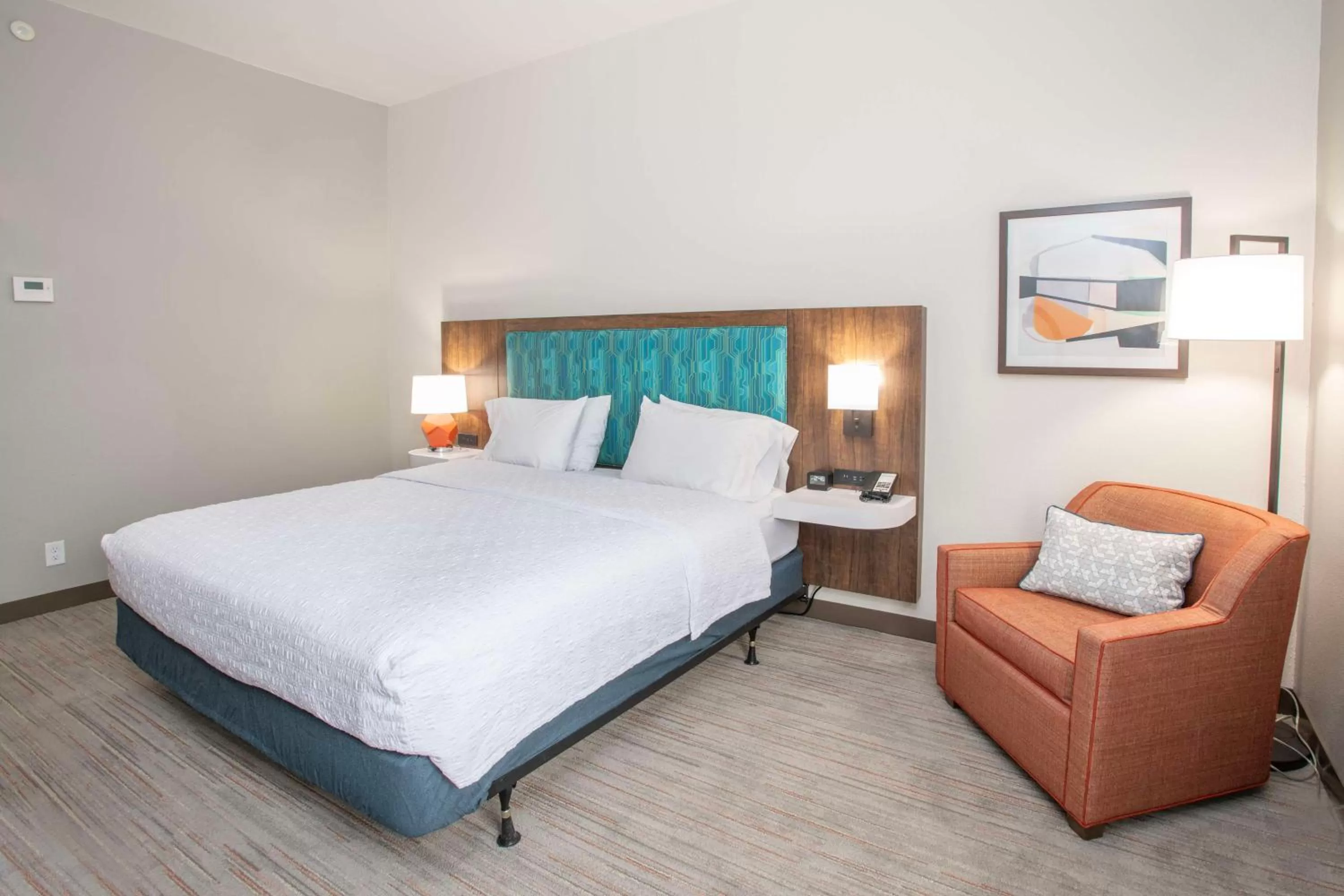 Bed in Hampton Inn Dry Ridge