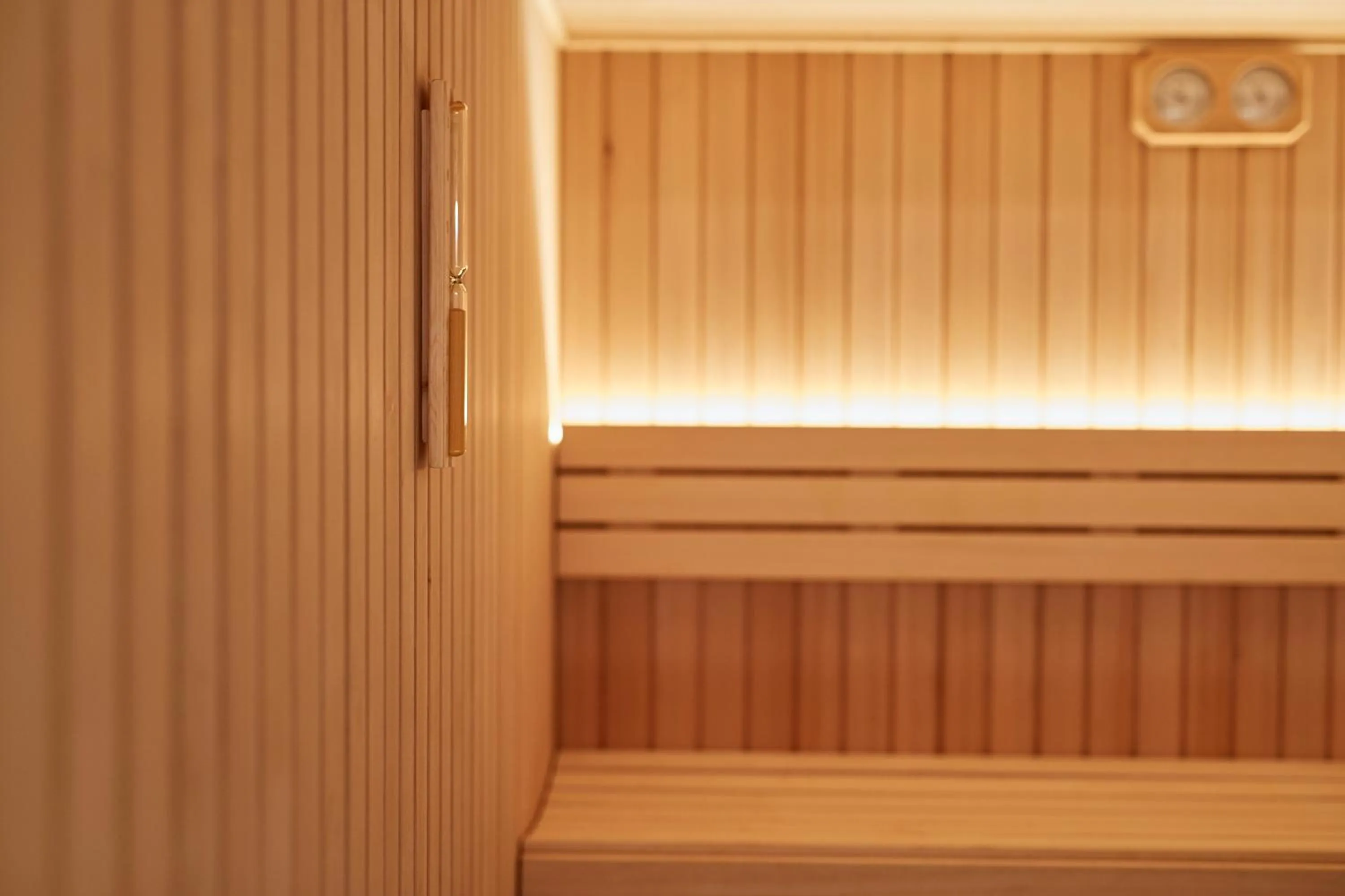 Sauna in Grand Hôtel du Luxembourg & Spa