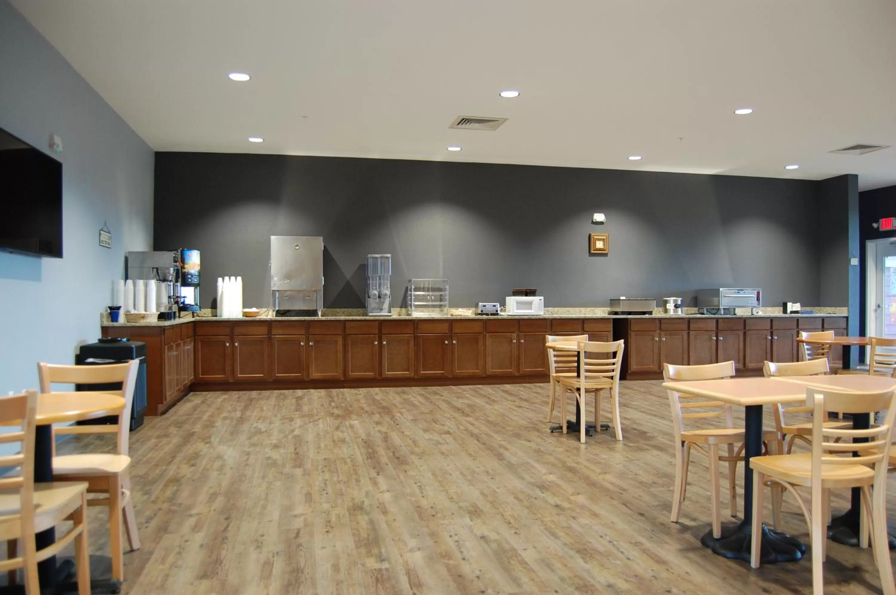 Restaurant/places to eat in Vacation Lodge