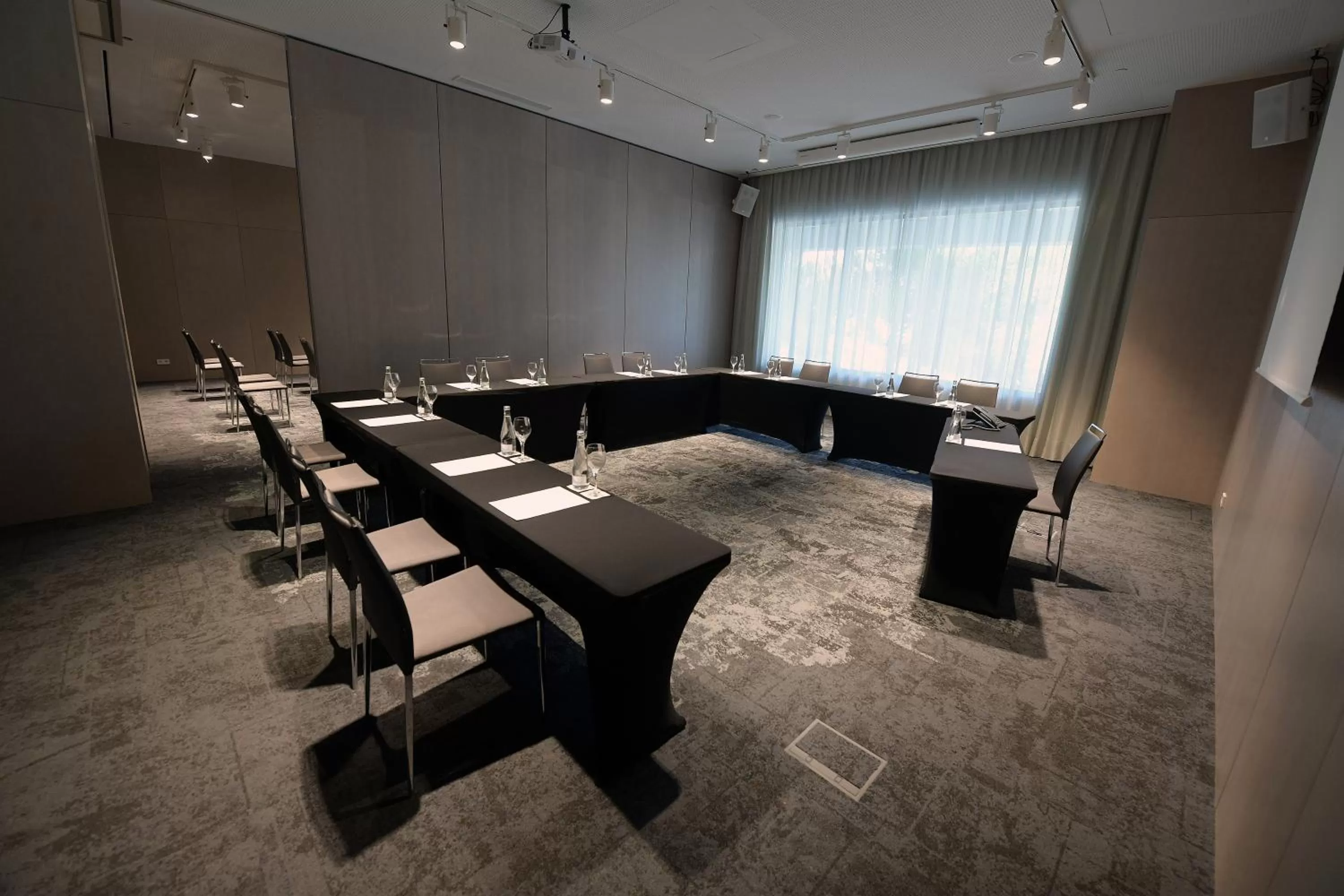 Meeting/conference room in Eurostars Universal Lisboa