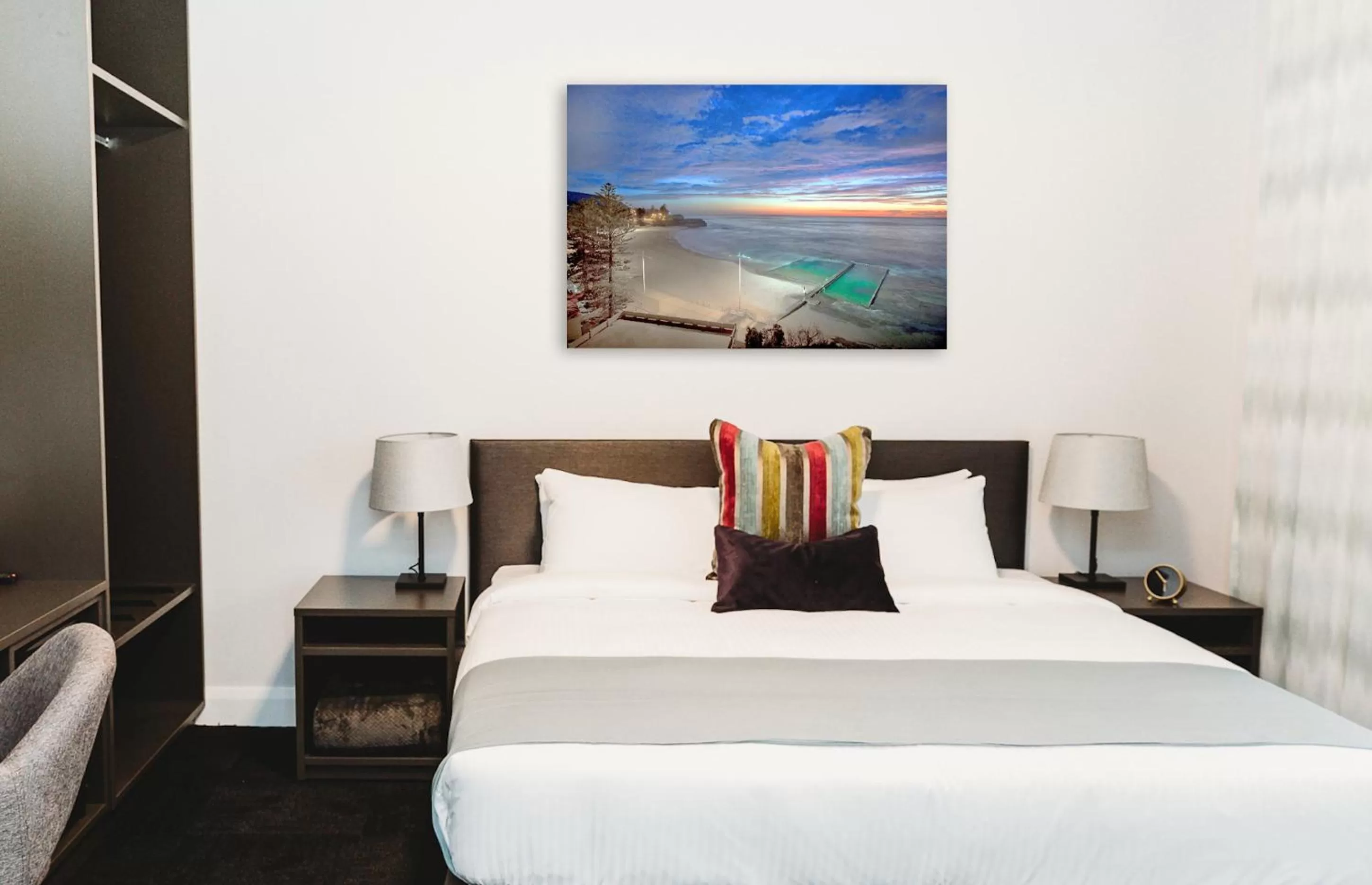 King Room in Coniston Hotel Wollongong