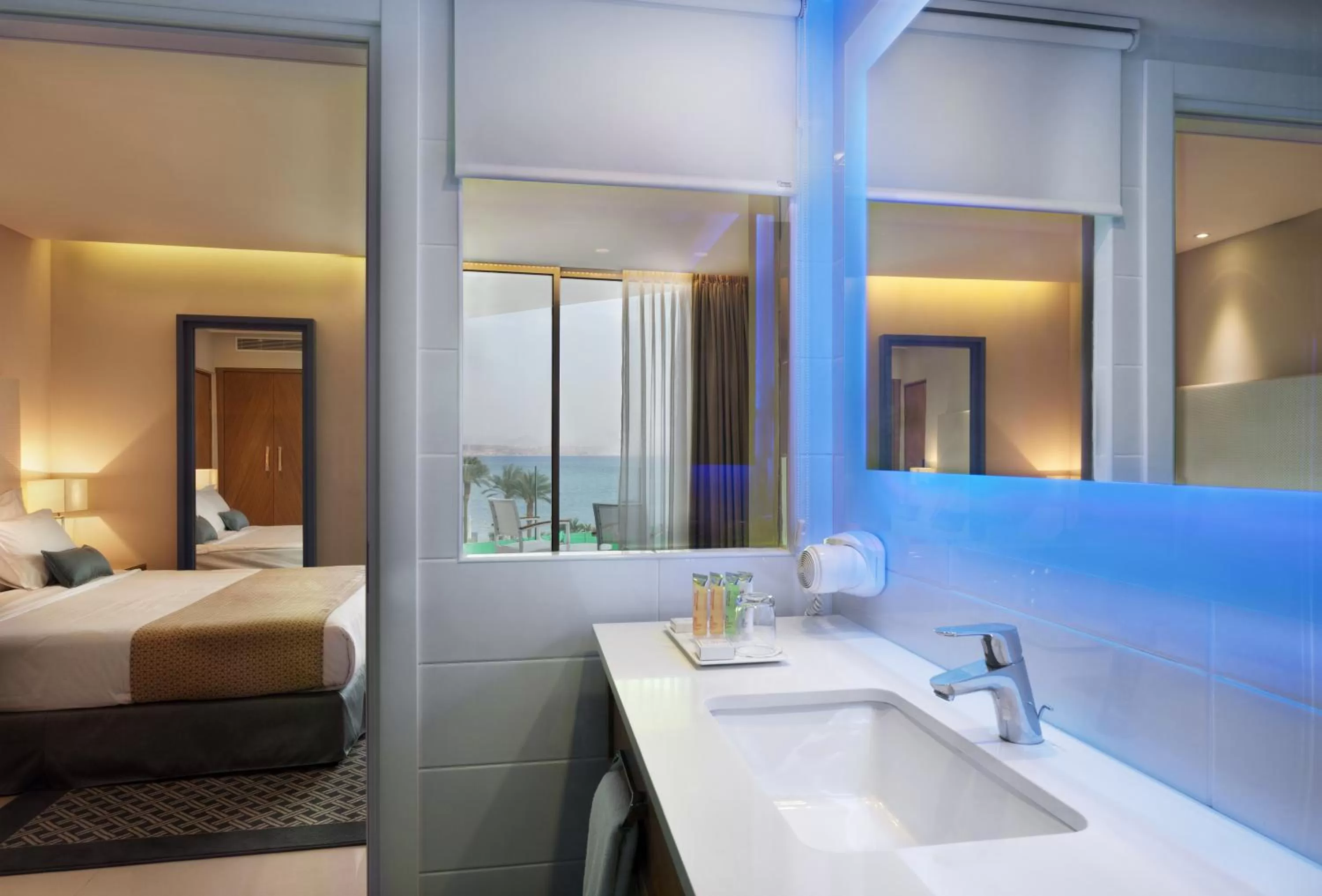 Other, Bed in Herbert Samuel The Reef Eilat