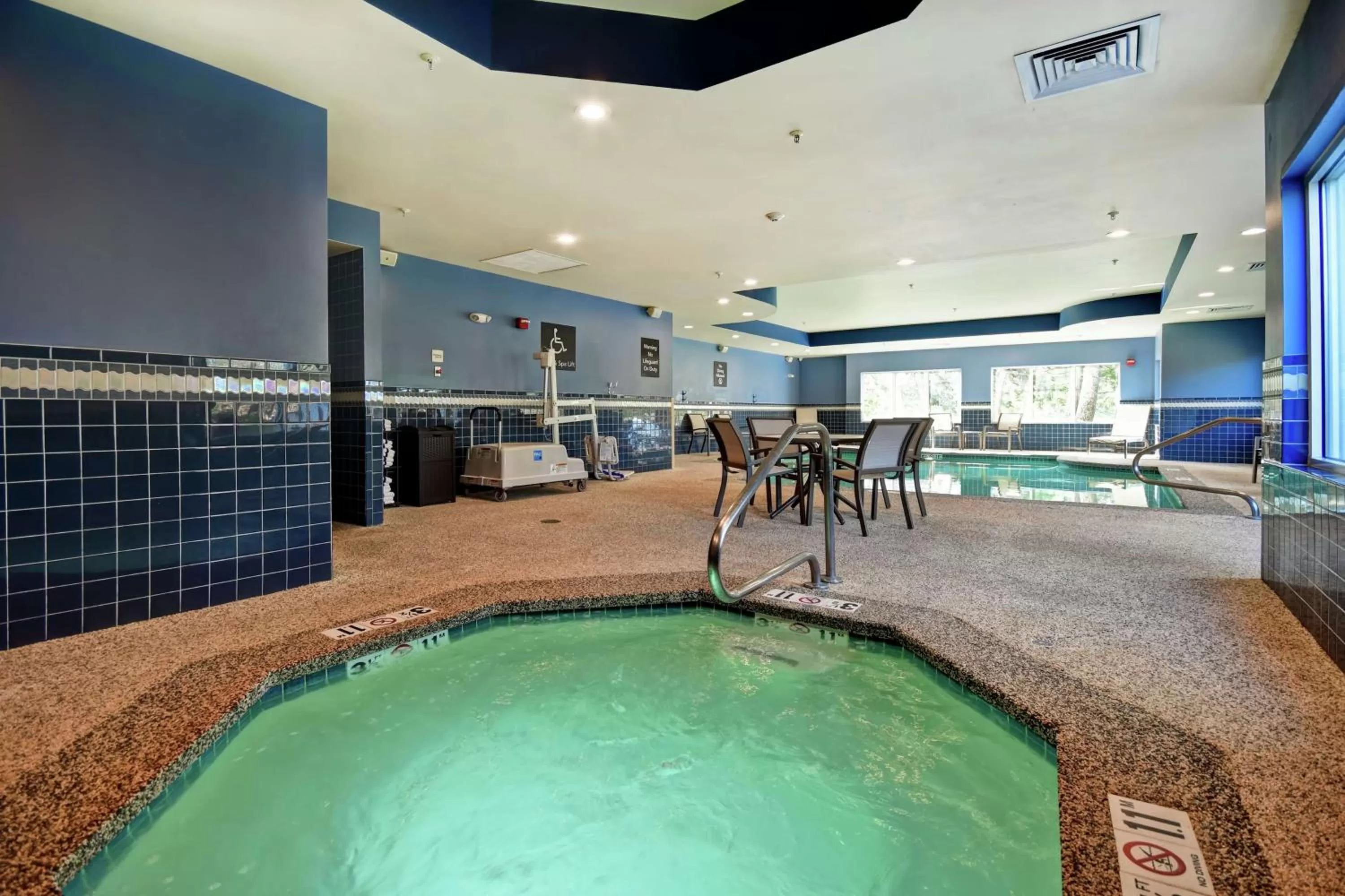 Hot Tub in Homewood Suites by Hilton Dover