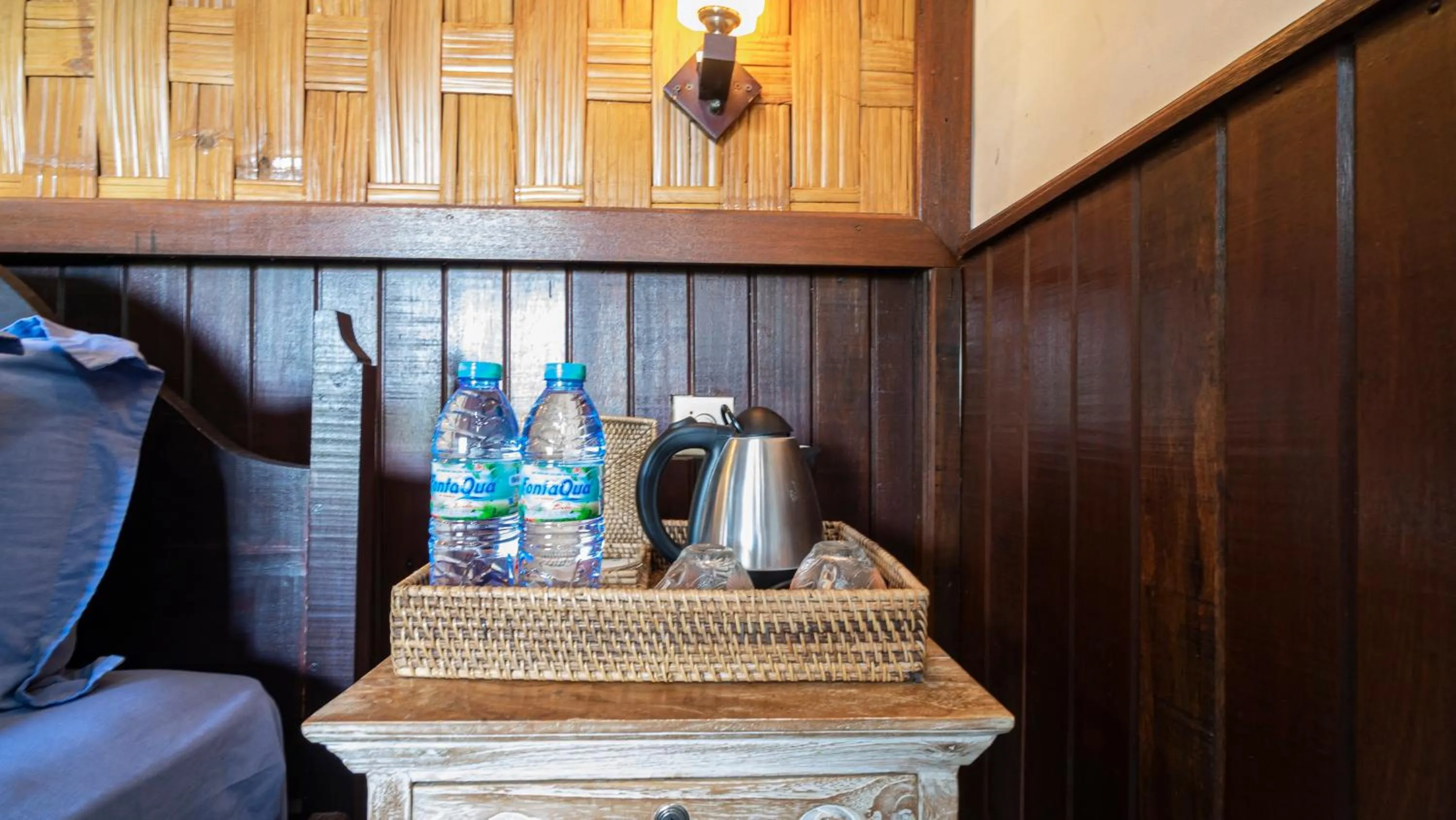 Coffee/tea facilities in Kun - Kun Guest House Ubud