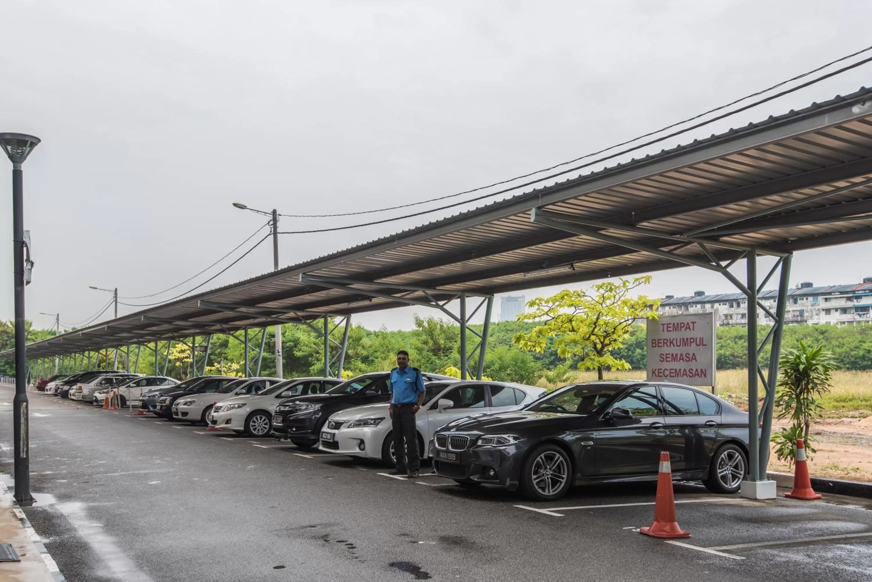 Area and facilities in Marvelux Hotel