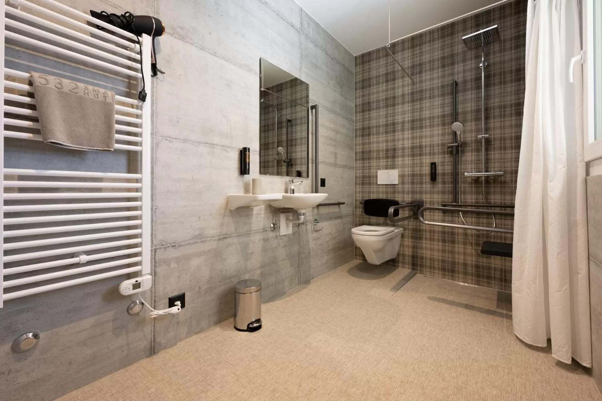 Bathroom in 6532 Smart Hotel - Self check-in