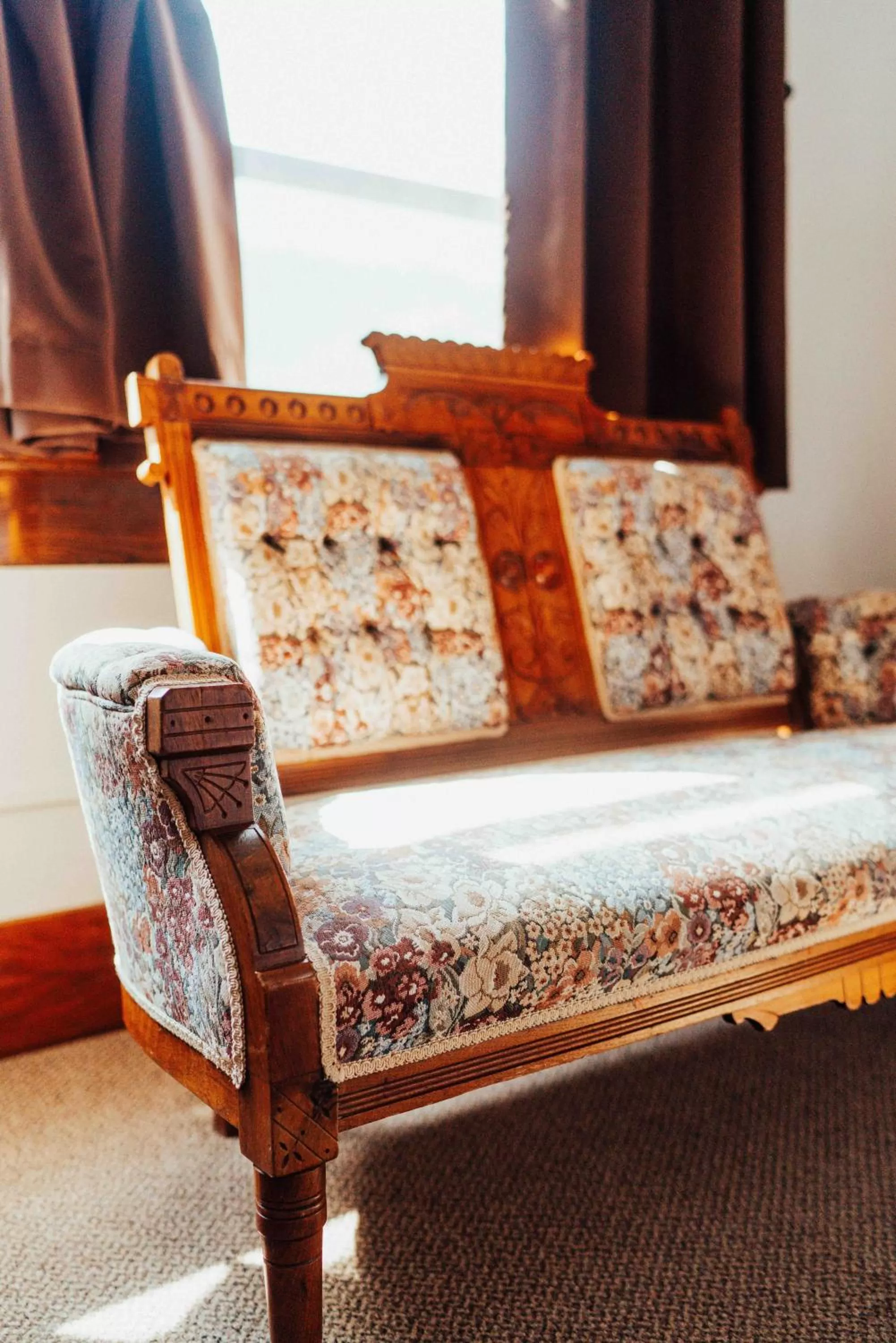 Seating area in Town Hall Inn