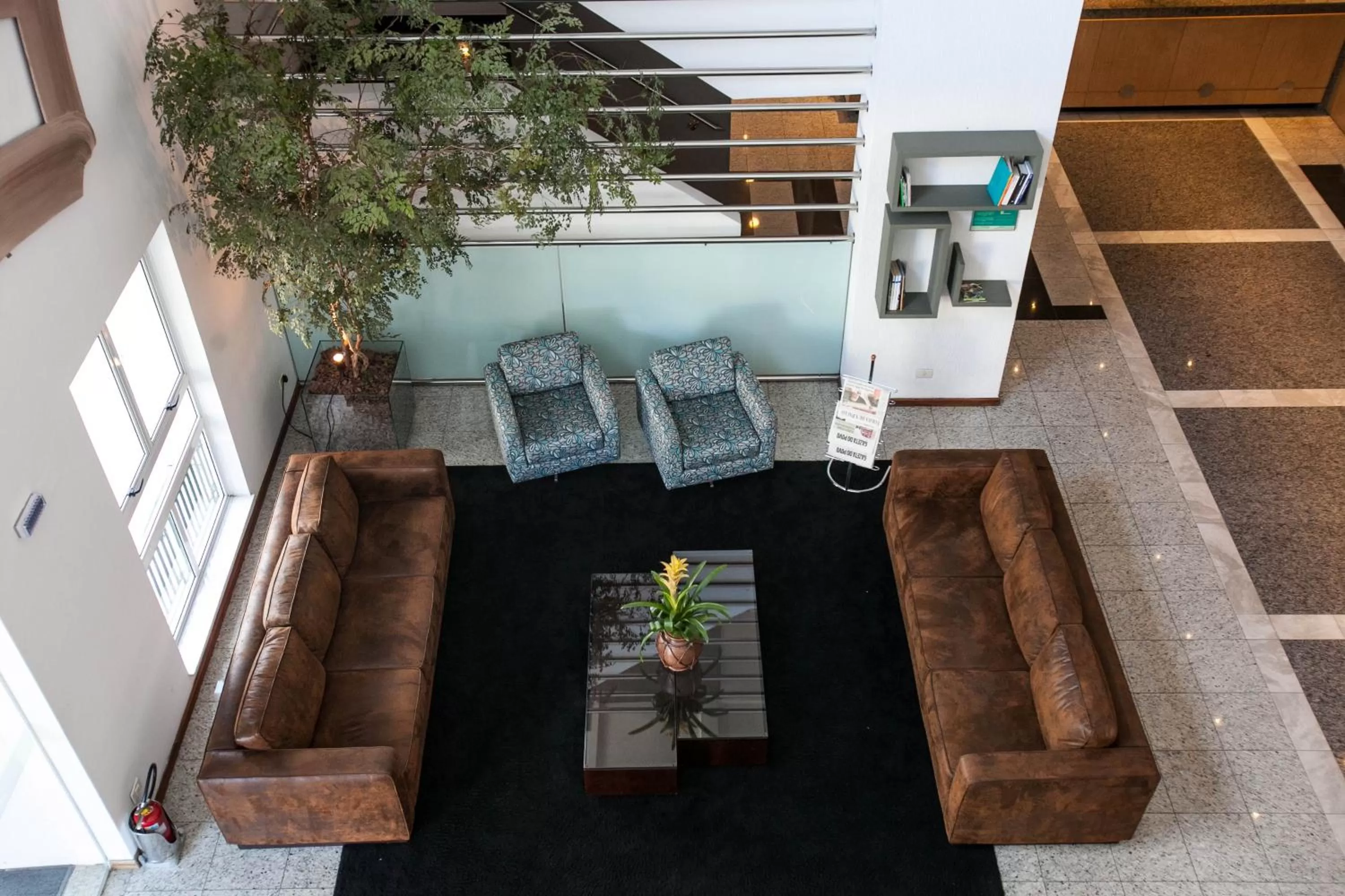 Communal lounge/ TV room in Quality Hotel Curitiba