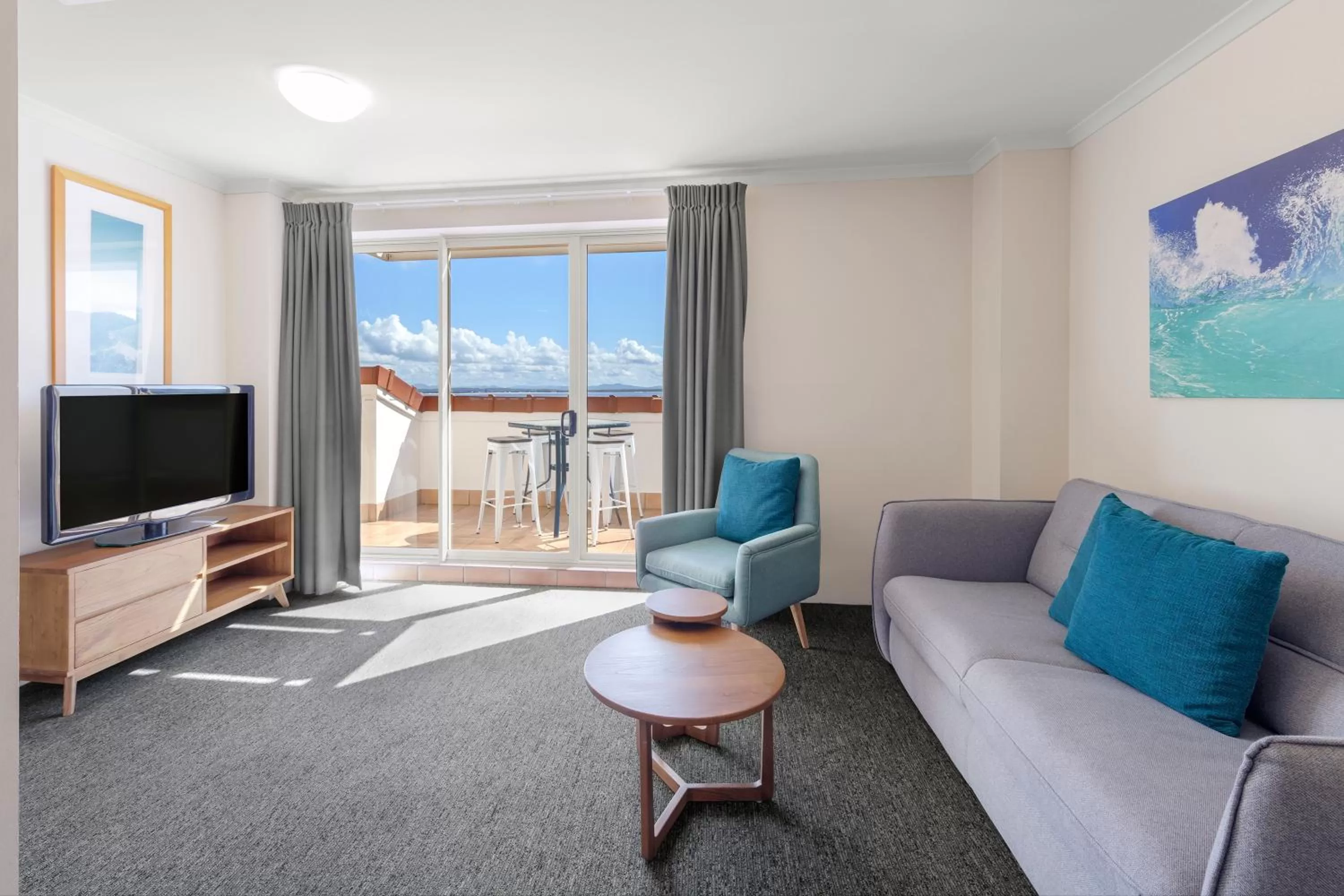 Living room in Ramada Resort by Wyndham Shoal Bay