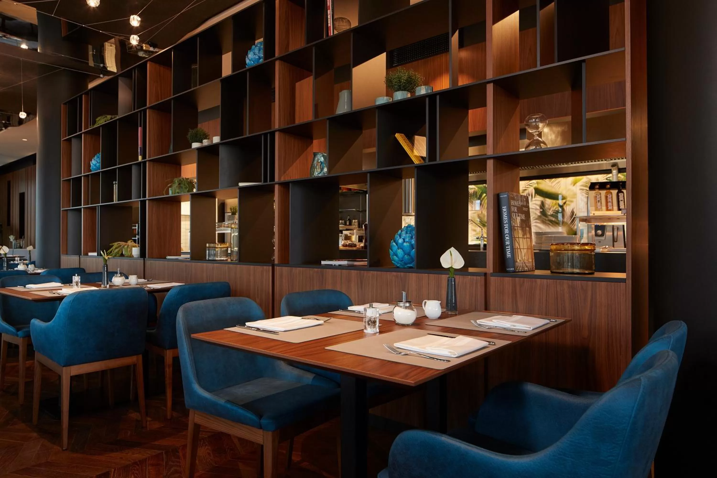 Restaurant/places to eat in HYPERION Hotel München