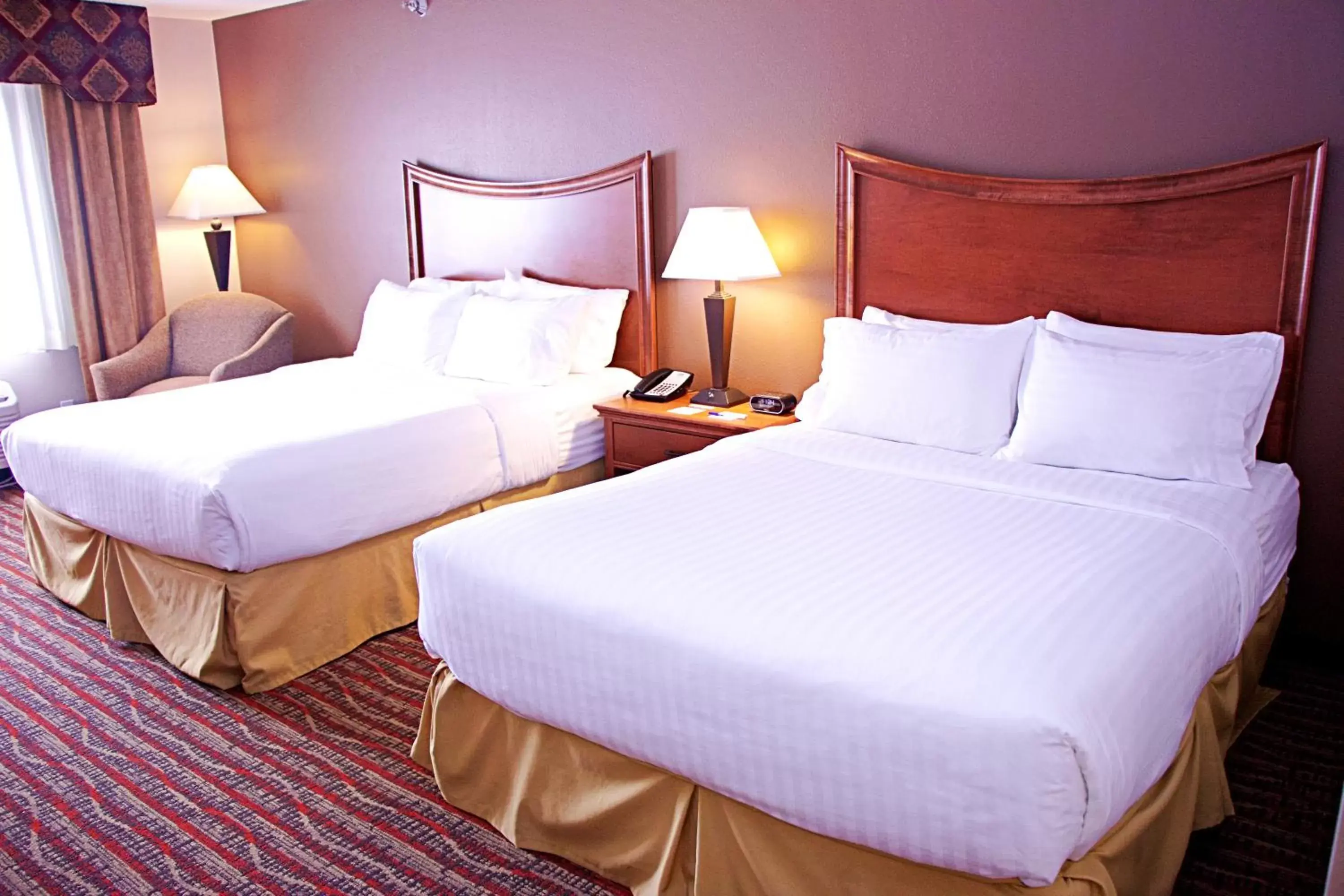 Standard Queen Room with Two Queen Beds in Holiday Inn Express Hotel & Suites Pierre-Fort Pierre by IHG Standard Queen Room with Two Queen Beds in Holiday Inn Express Hotel & Suites Pierre-Fort Pierre by IHG