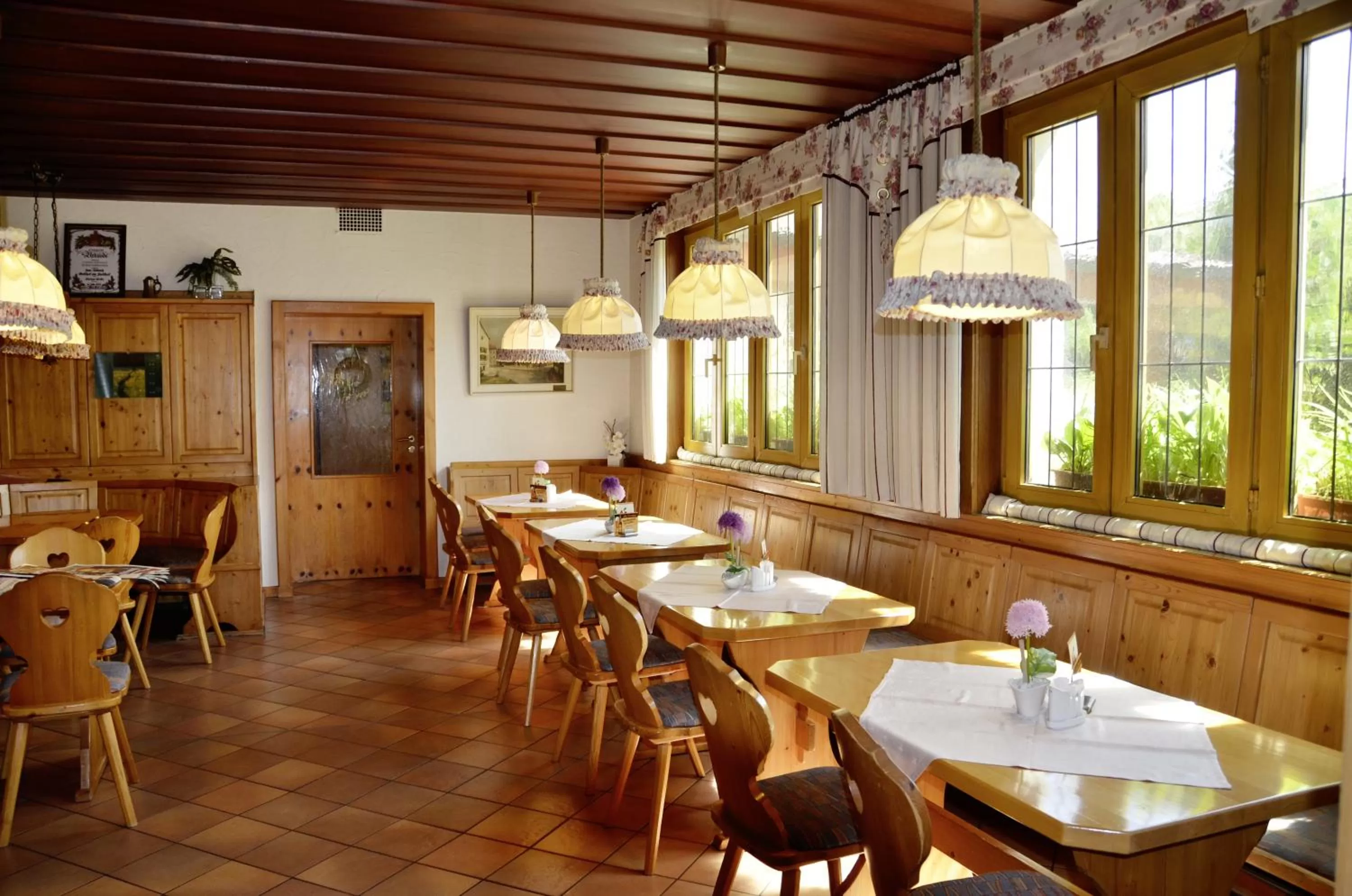 Restaurant/places to eat in Hotel Gasthof Am Forsthof