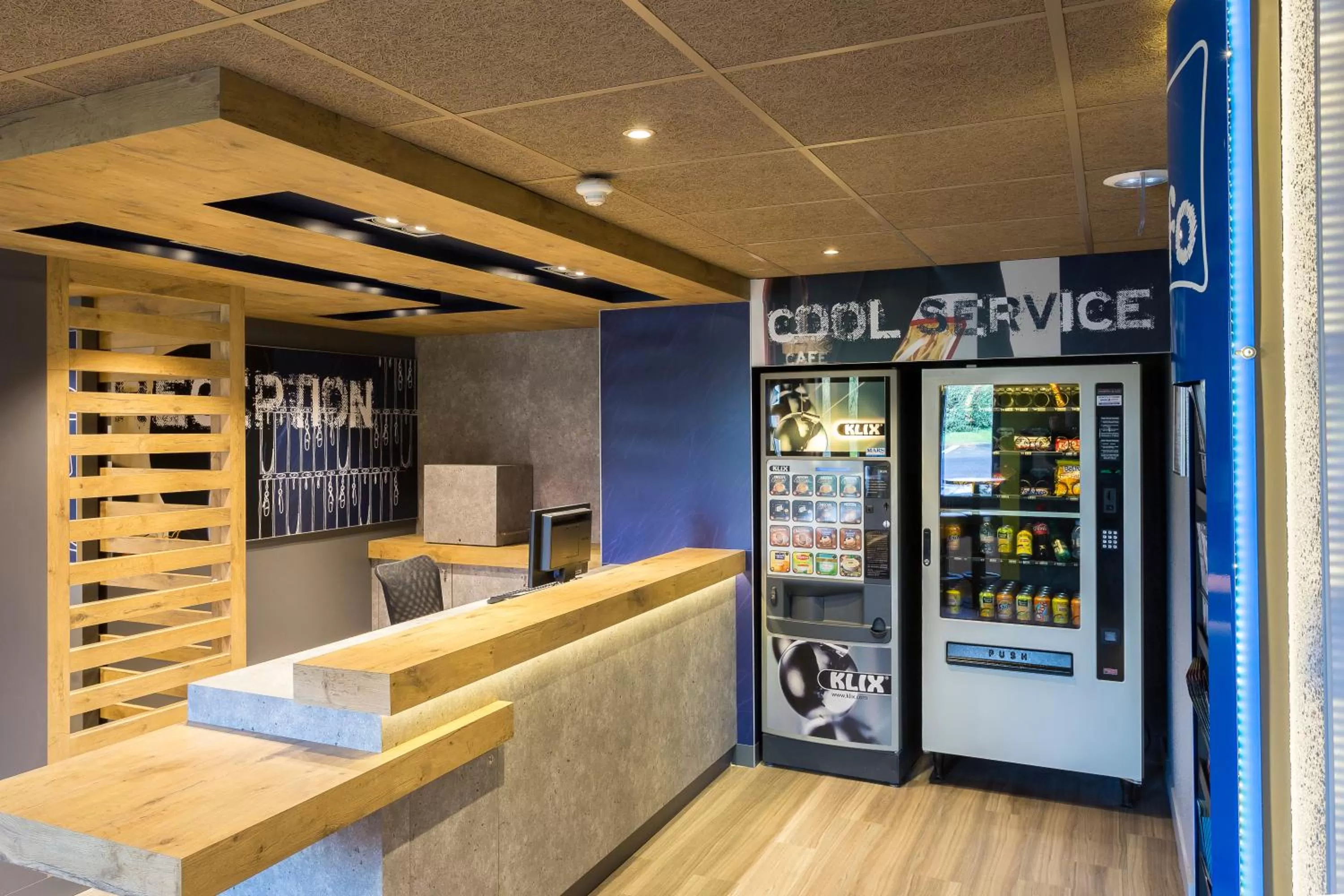 Lobby or reception in Ibis budget Lorient Caudan