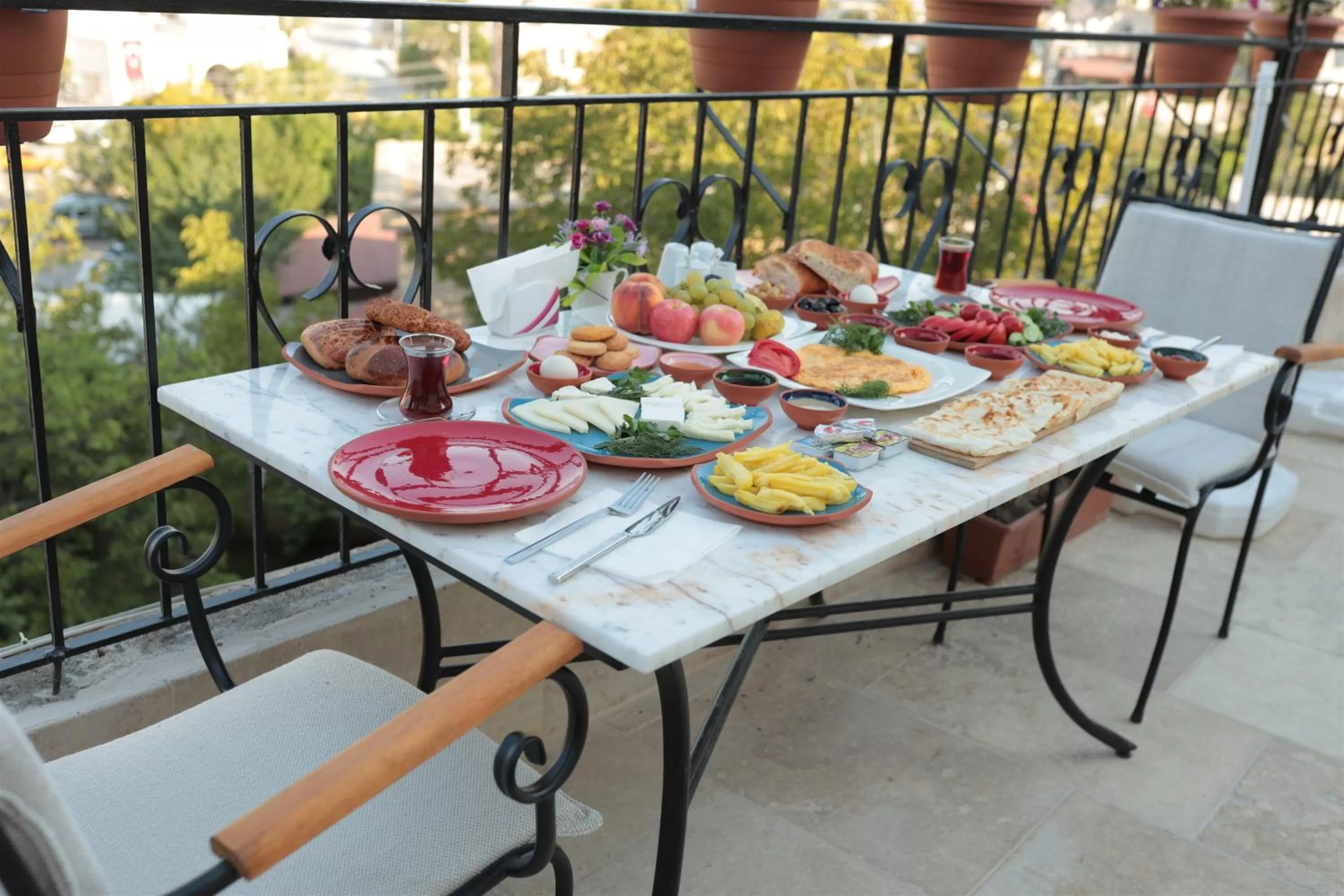 Breakfast in Guven Cave Hotel