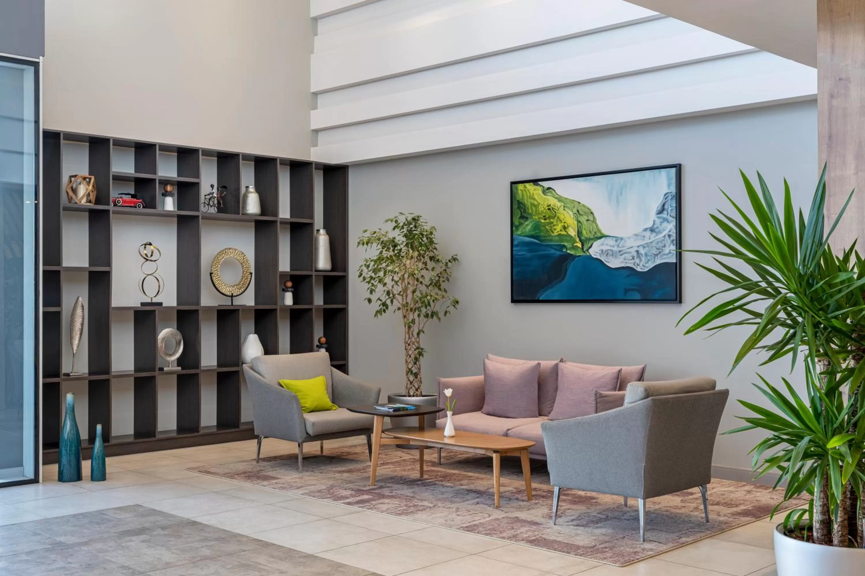 Lobby or reception in Adagio Aparthotel Jeddah Malik Road