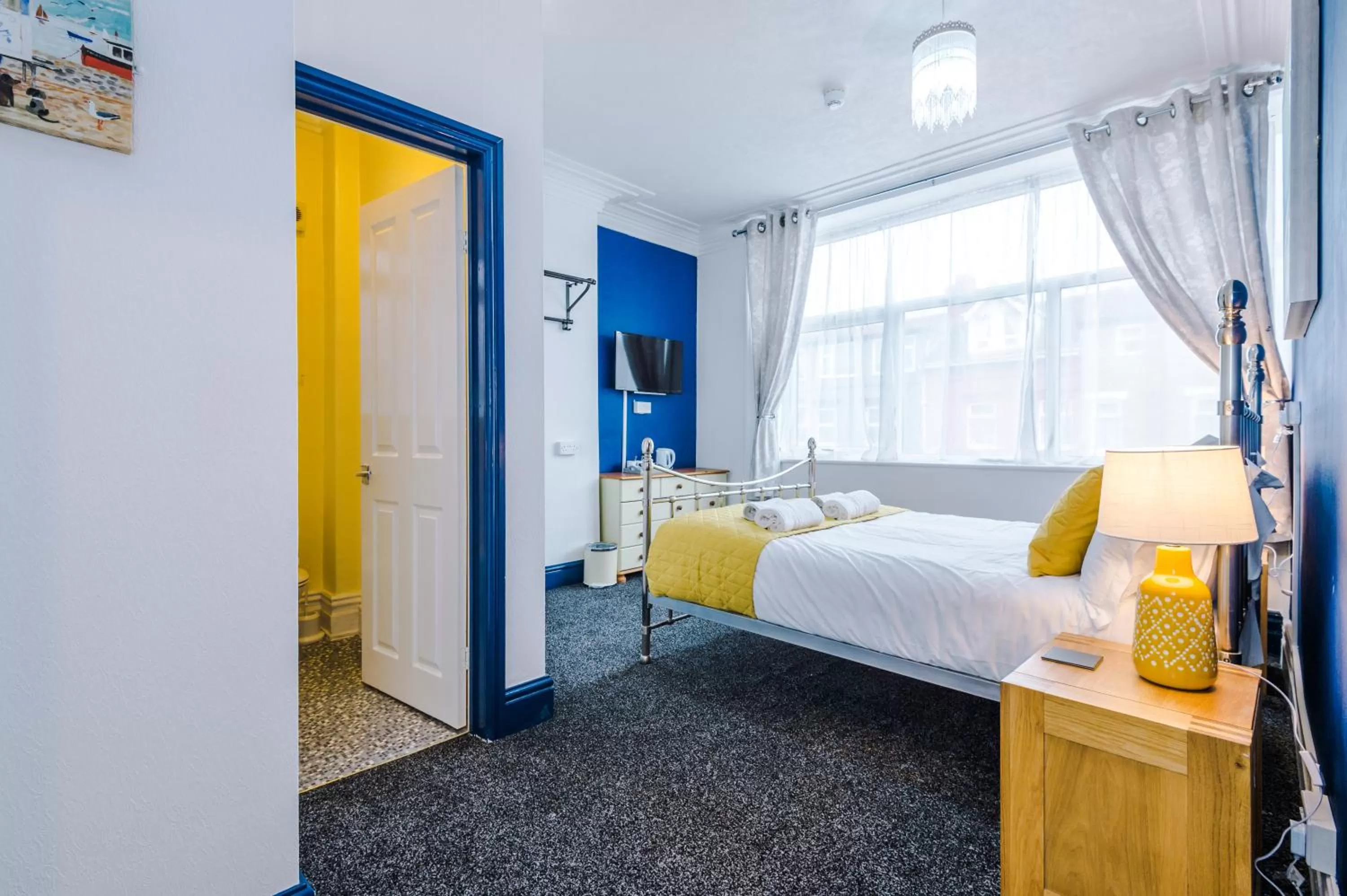 Bed in Pebbles Guest House