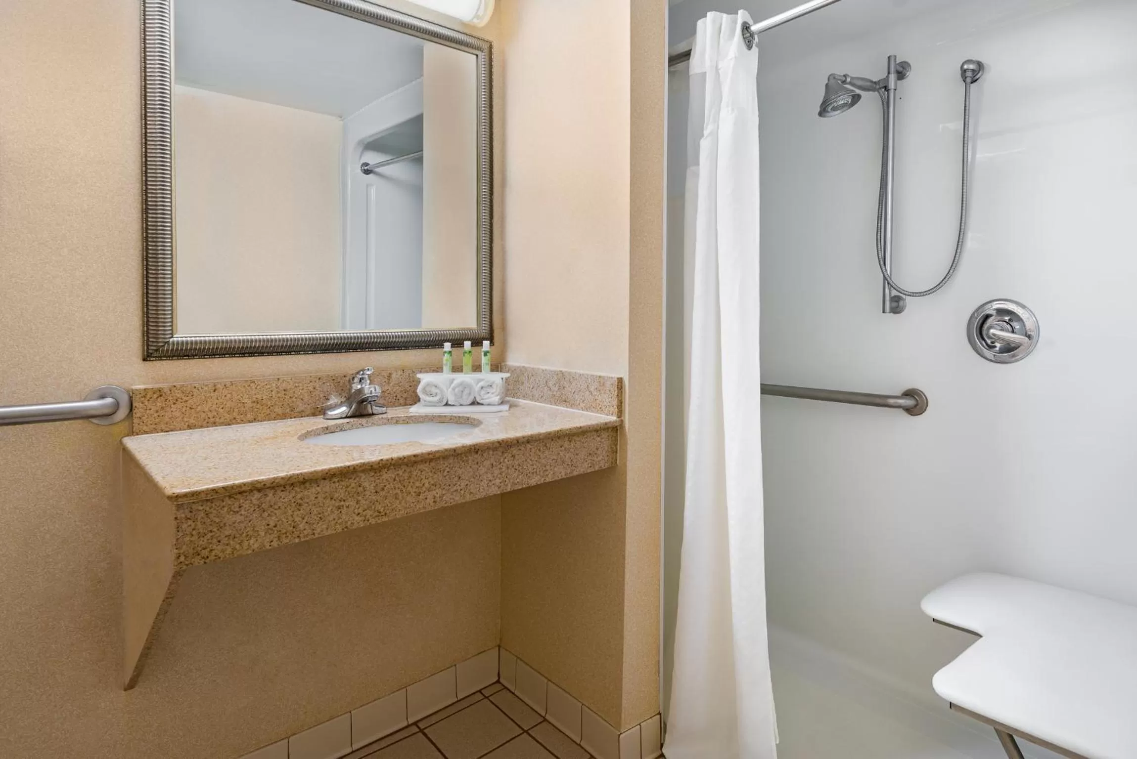 Bathroom in Holiday Inn Express Richmond-Mechanicsville by IHG
