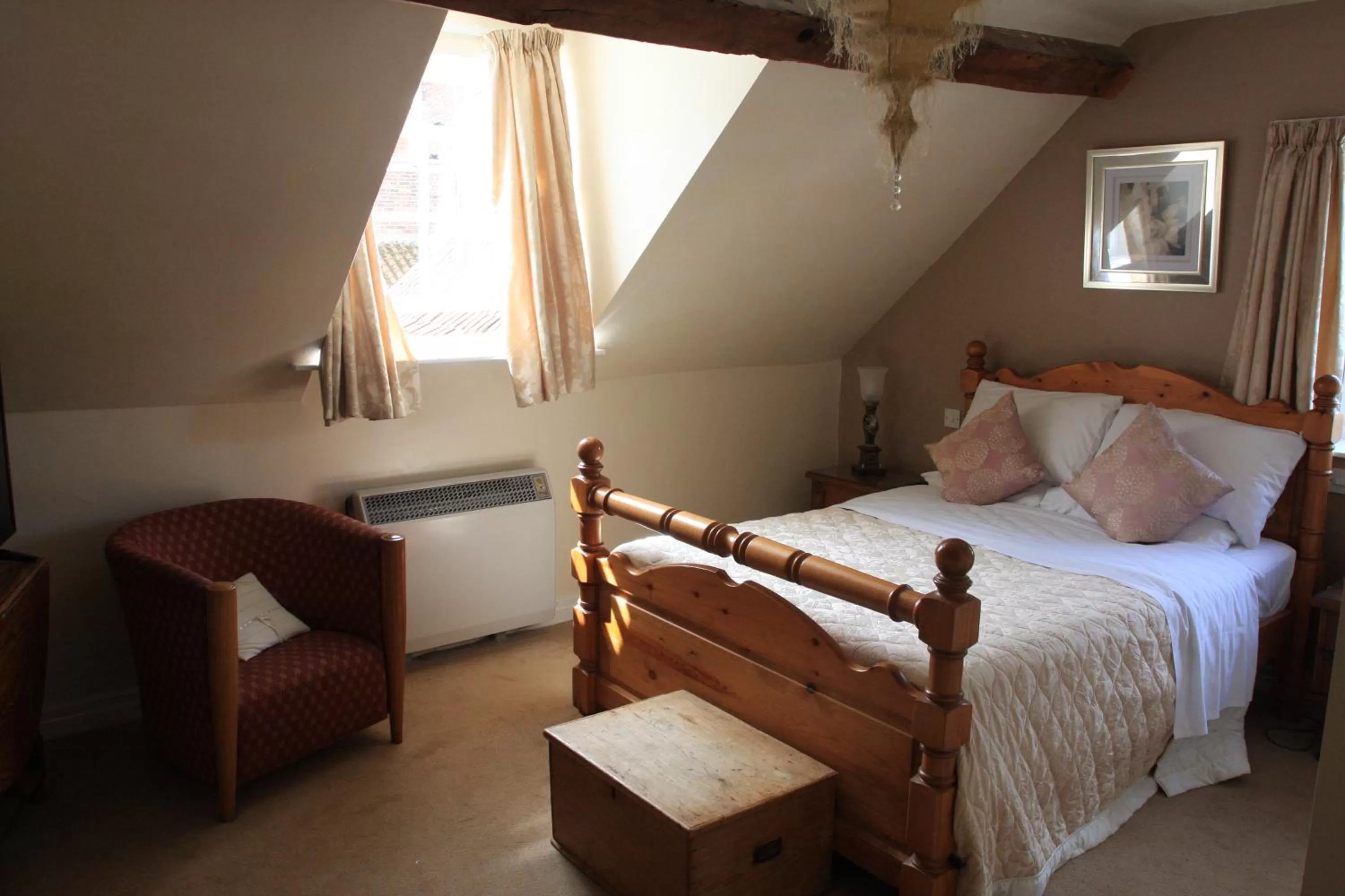 Bedroom, Bed in Wrangham House