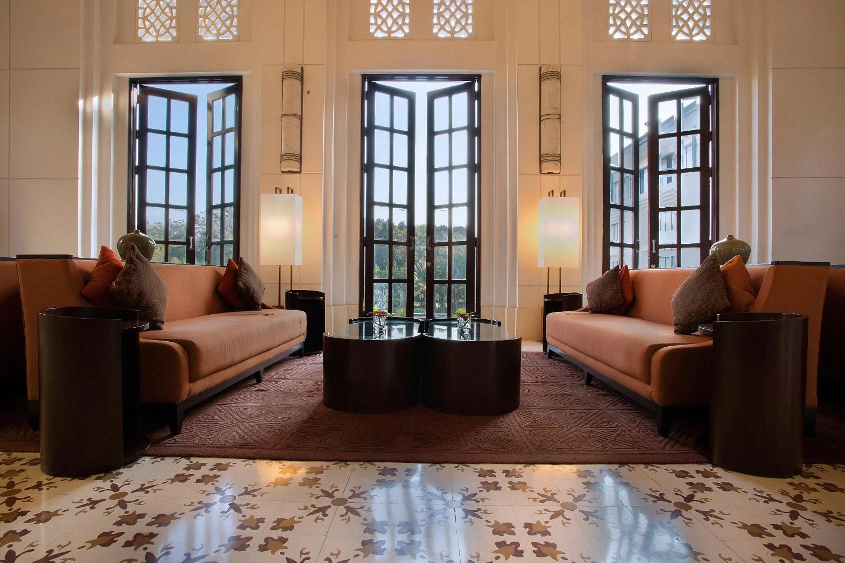 Lobby or reception in HARRIS Hotel & Conventions Malang