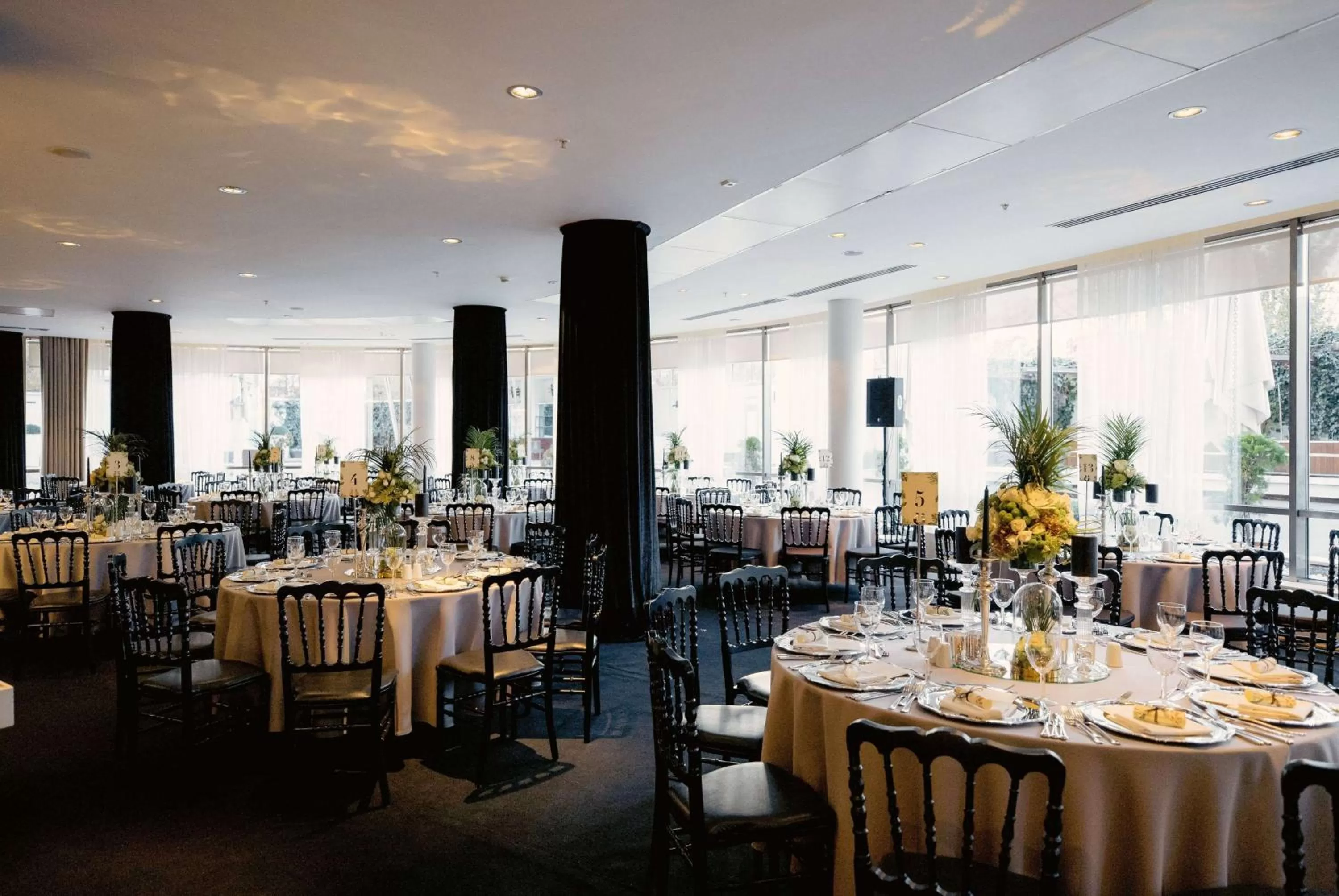 Restaurant/places to eat in Wyndham Ankara