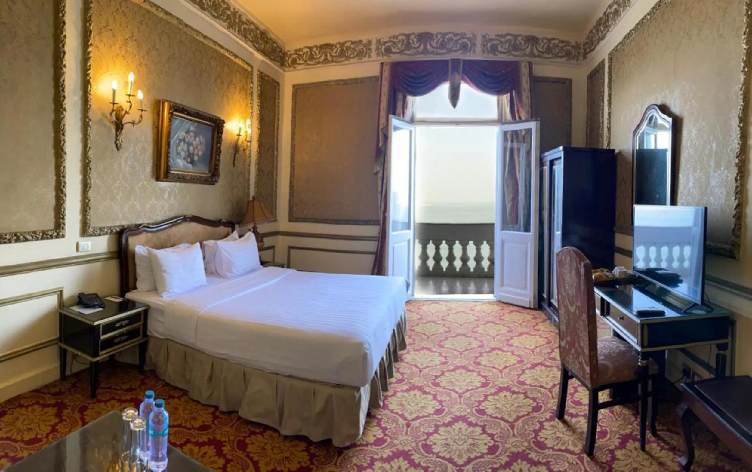 Superior Room Direct Sea View in Windsor Palace Luxury Heritage Hotel Since 1906 by Paradise Inn Group