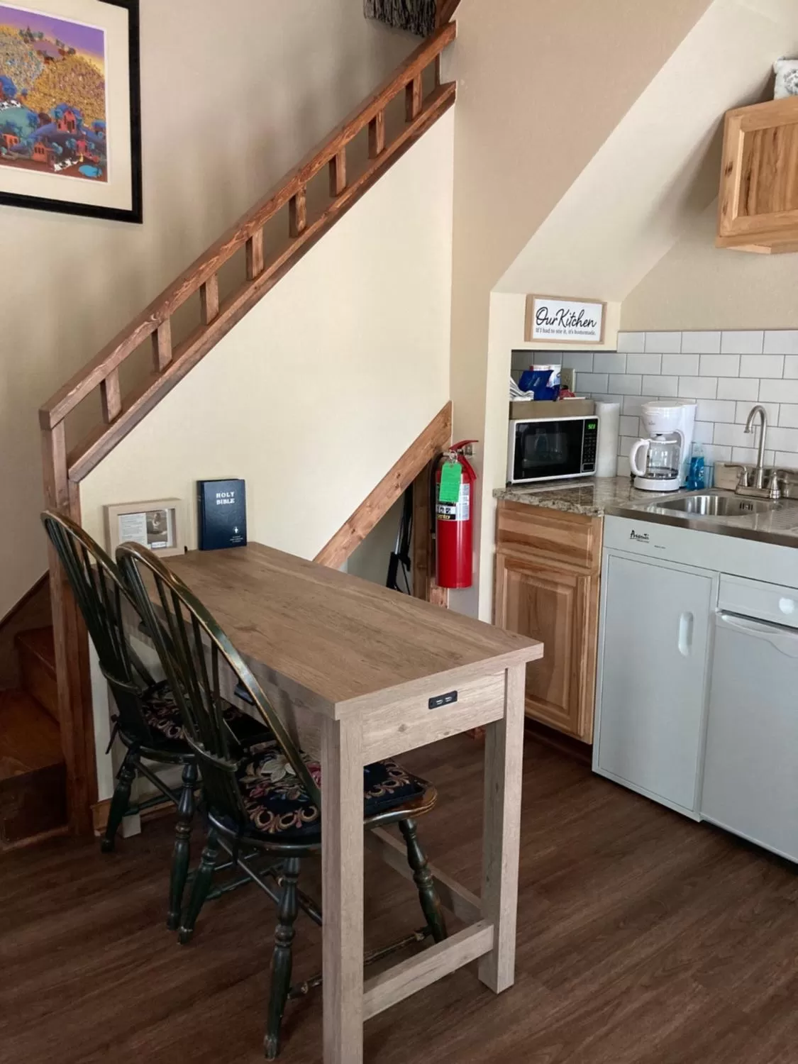 Dining area in All Seasons Treehouse Village