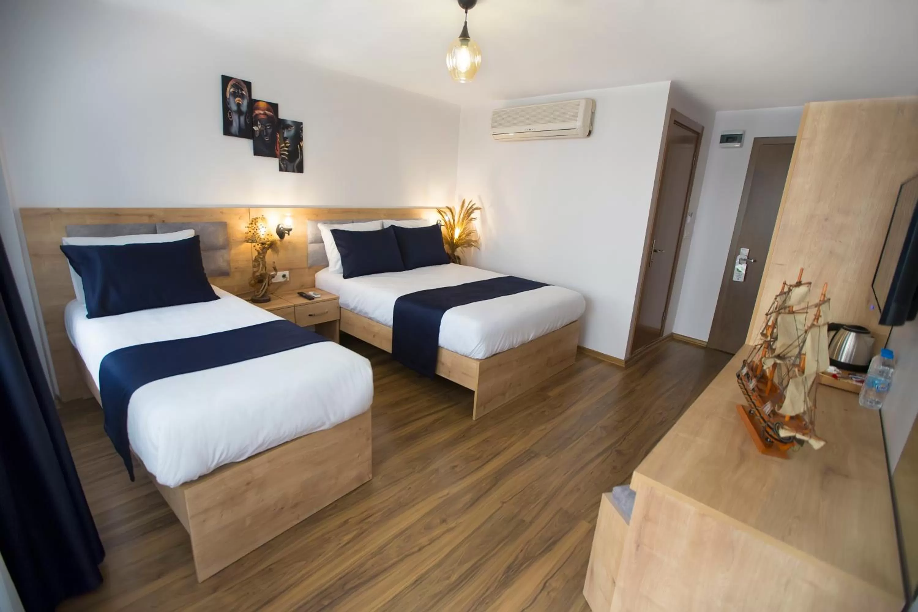 Bed in Golden Street Hotel