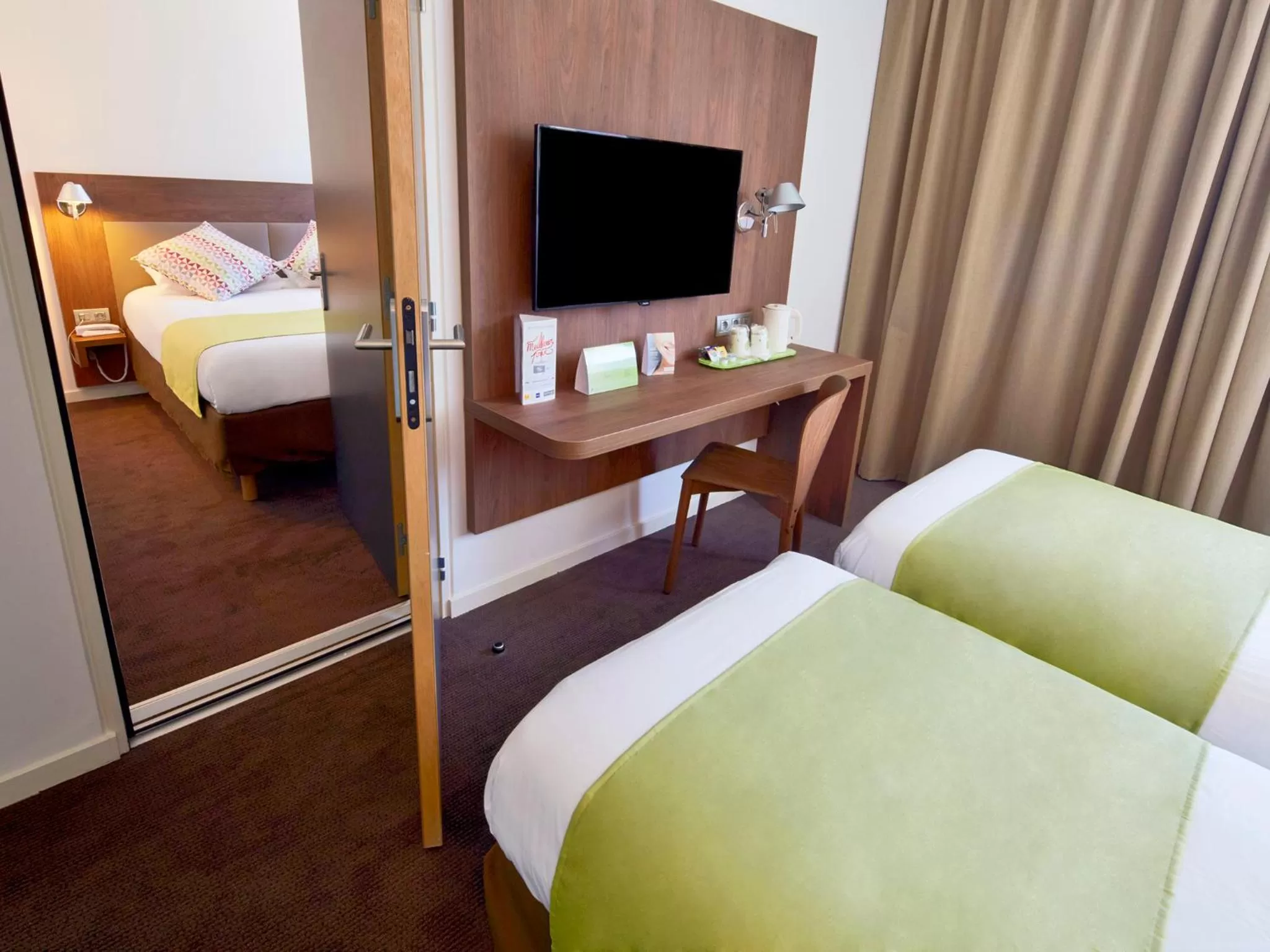 TV and multimedia, Bed in Campanile Ales Centre - Cévennes