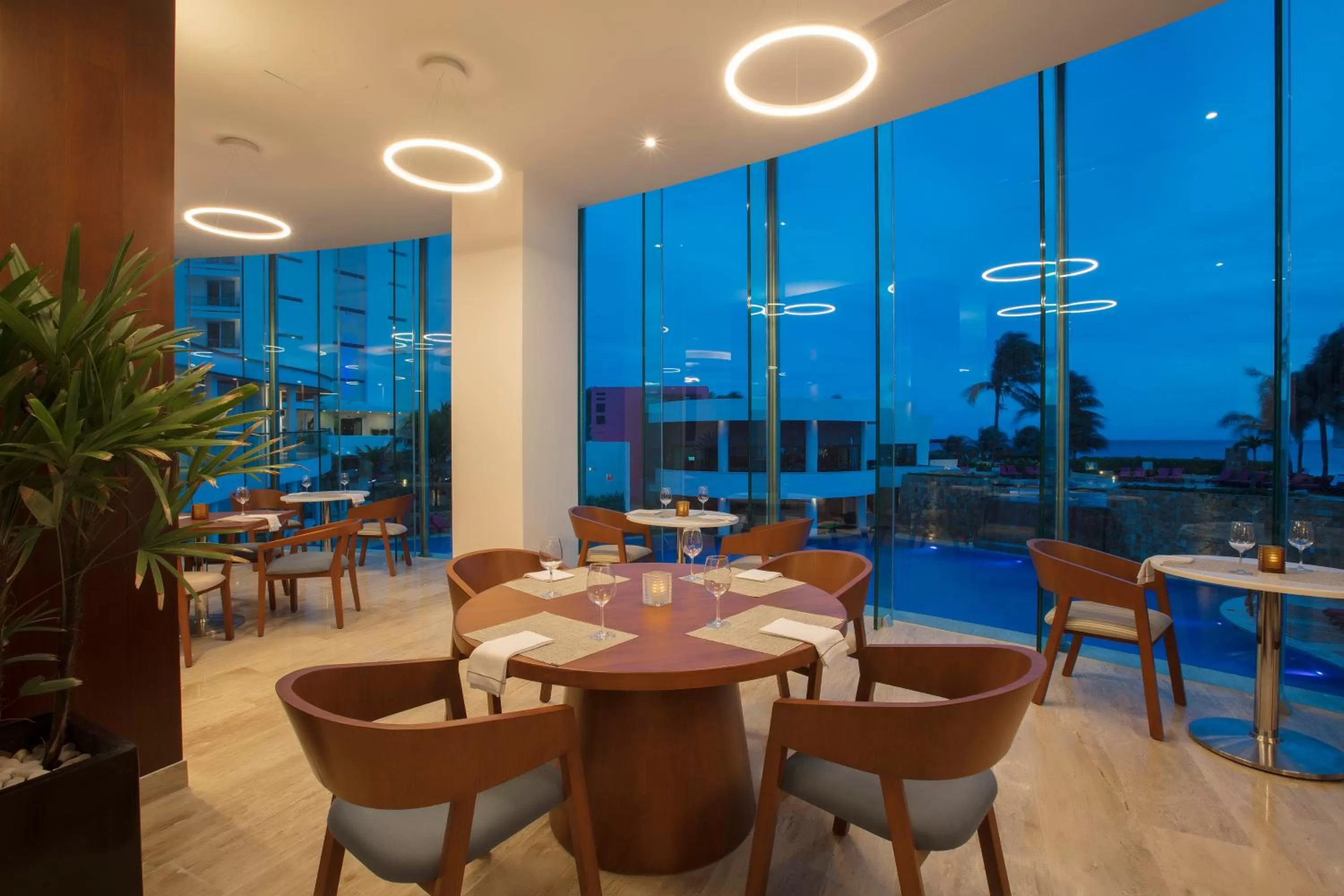 Restaurant/places to eat in Altitude at Krystal Grand Cancun - All Inclusive