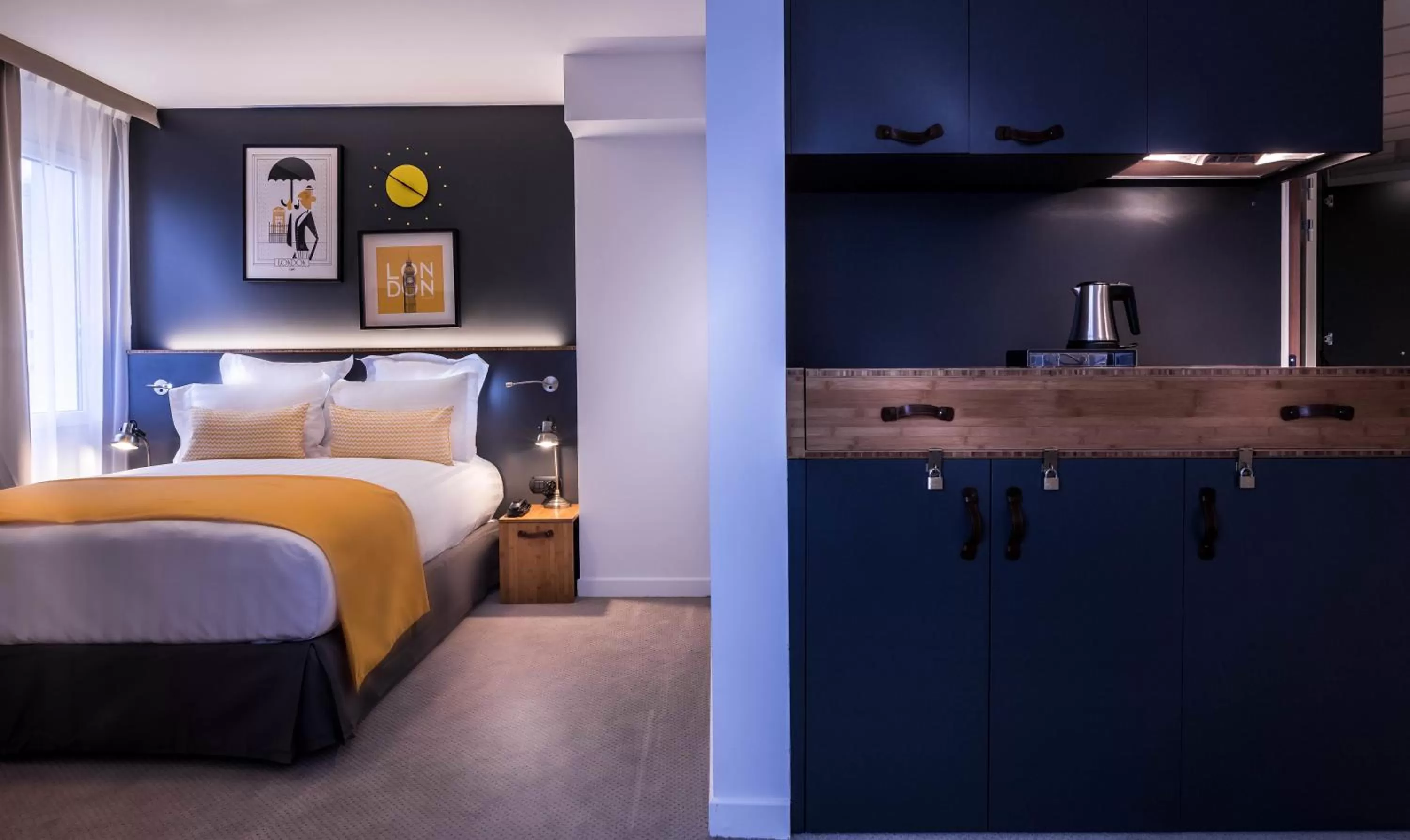 Bedroom, Bed in Best Western Plus Suitcase Paris La Défense