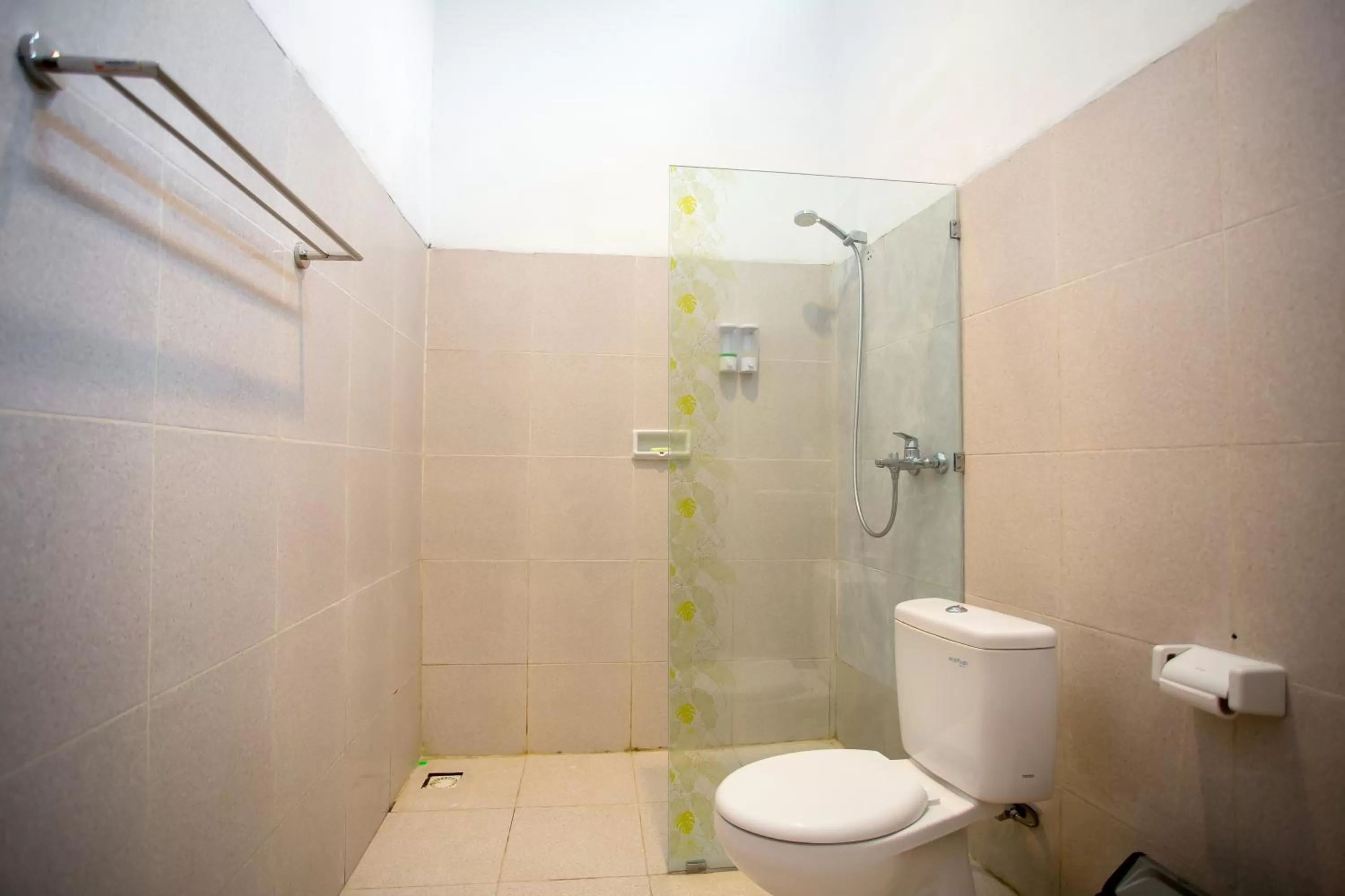 Bathroom in The Puncak Santhi Inn