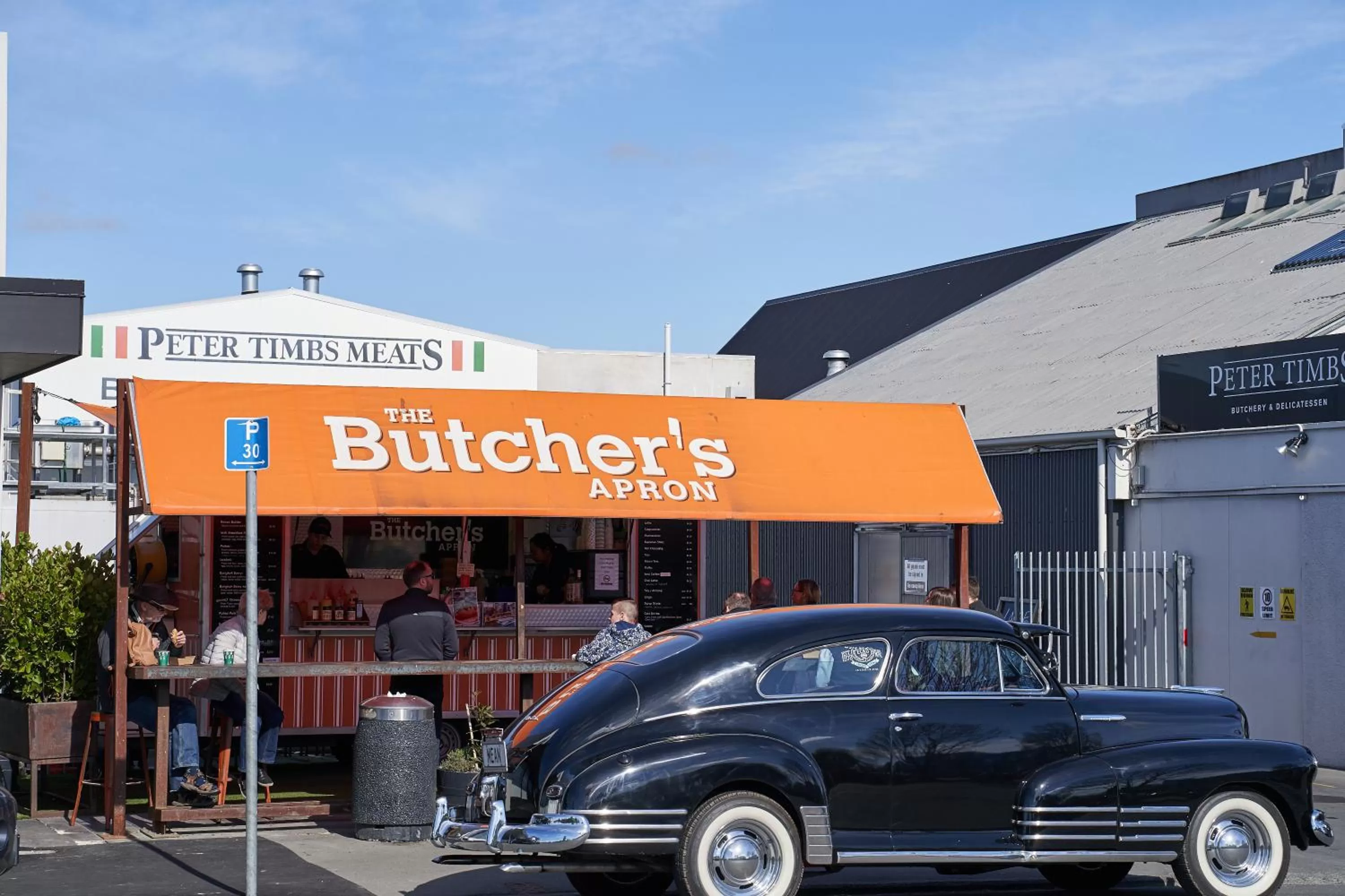 Neighbourhood in Azena Suites & Apartment