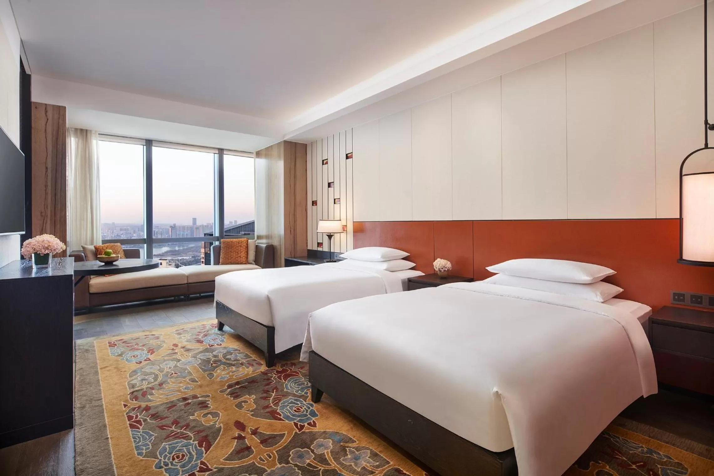 Photo of the whole room, Bed in Grand Hyatt Changsha