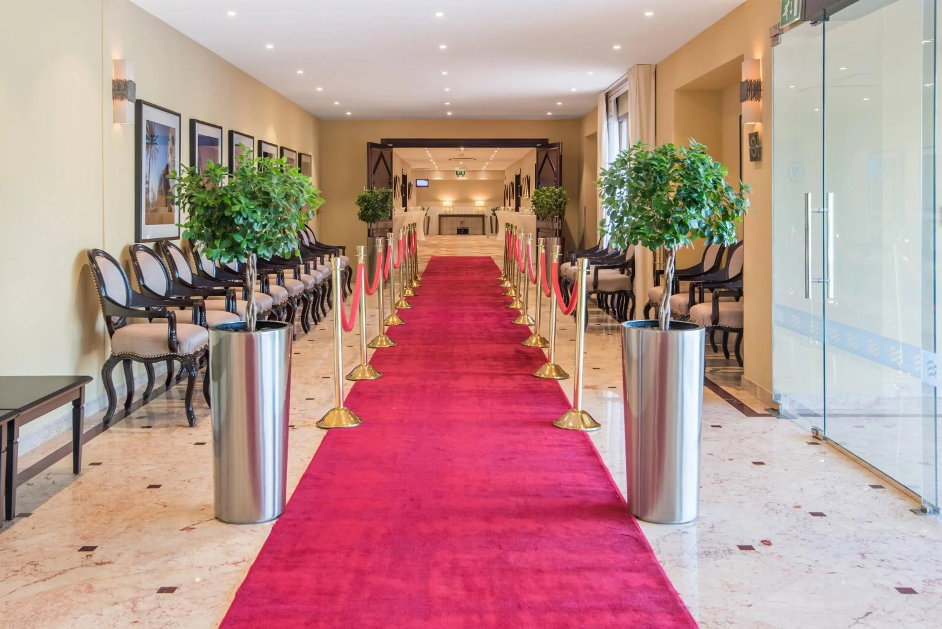 Meeting/conference room in Crowne Plaza Muscat by IHG