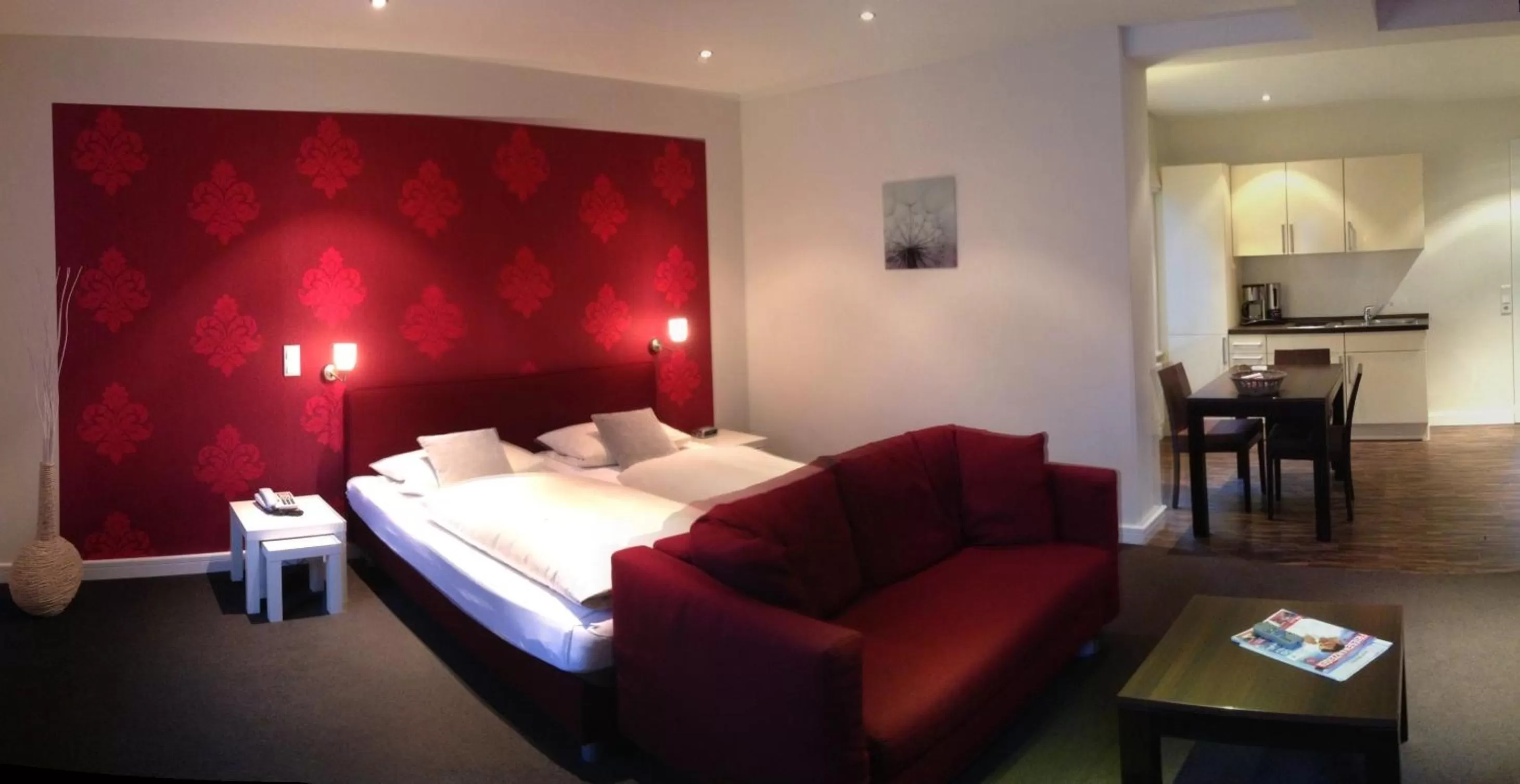 Bed in Hotel Insel Pension