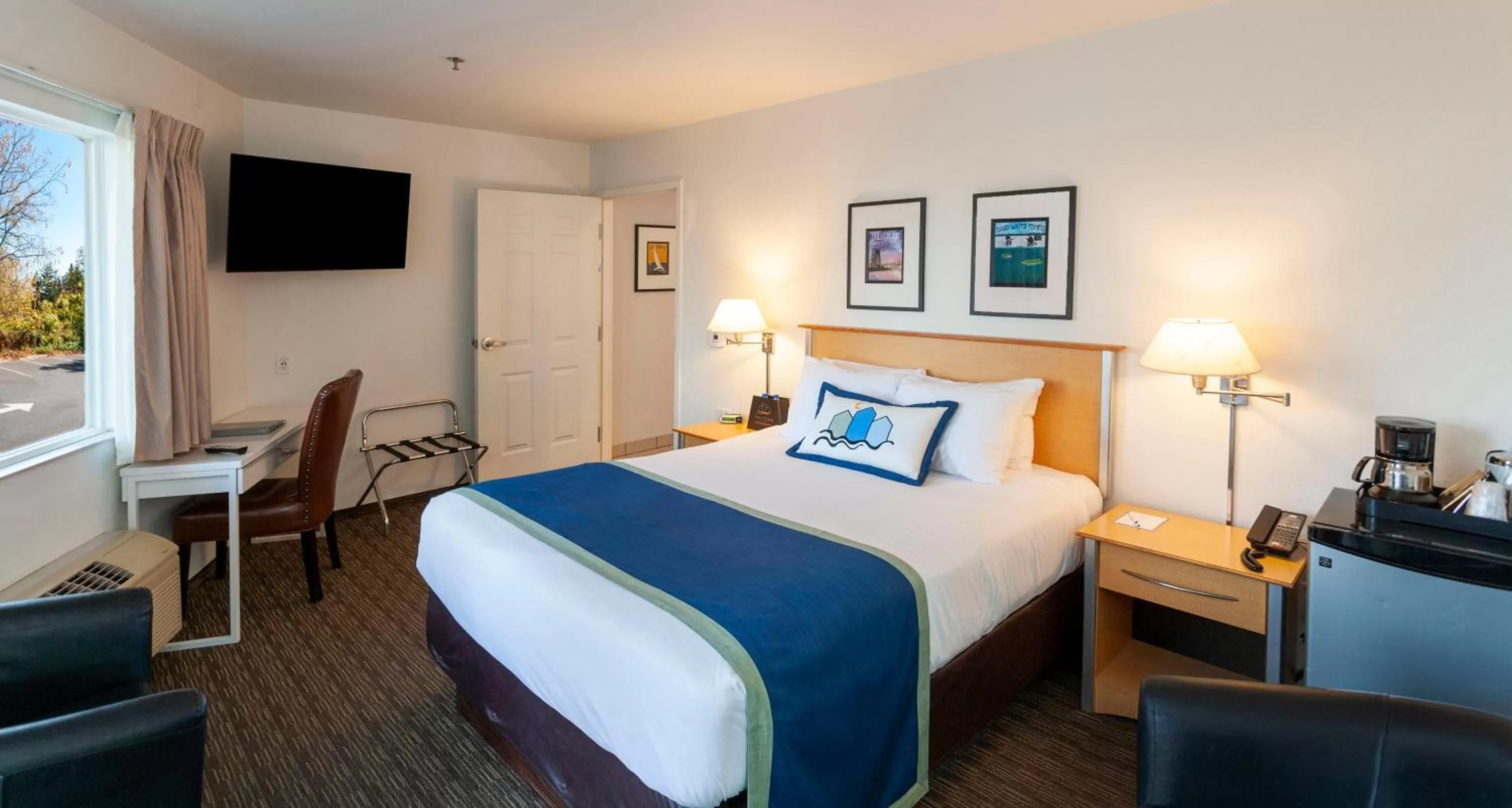 Bed in South Pier Inn