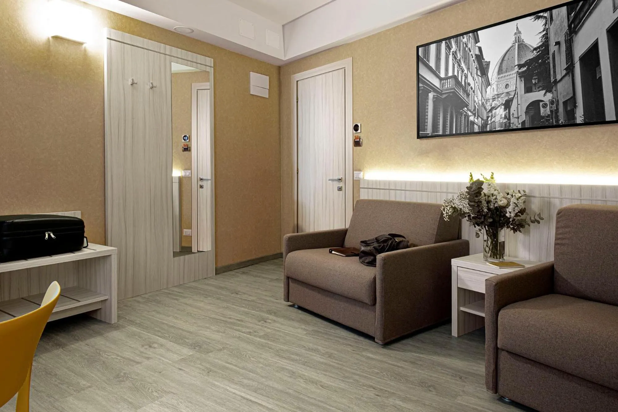 Photo of the whole room in Hotel Raffaello